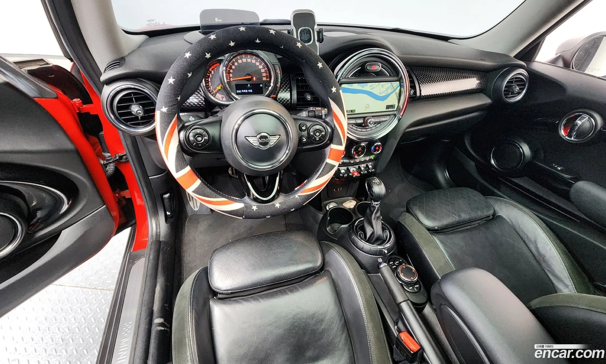 Mini Cooper S 2015 WMWXP710XFT877990 — 17