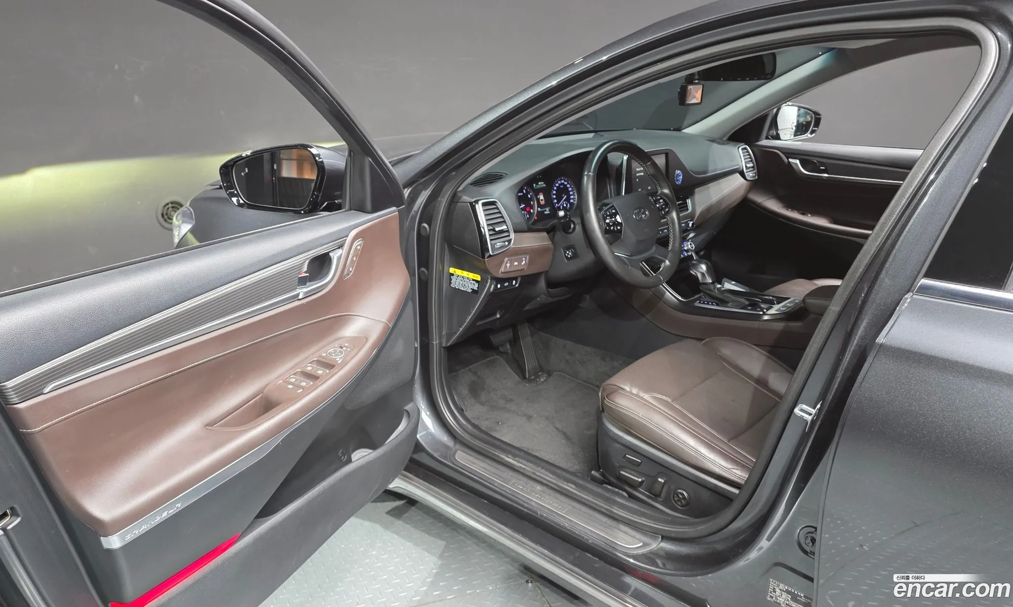 Hyundai Grandeur IG 2019 — 16