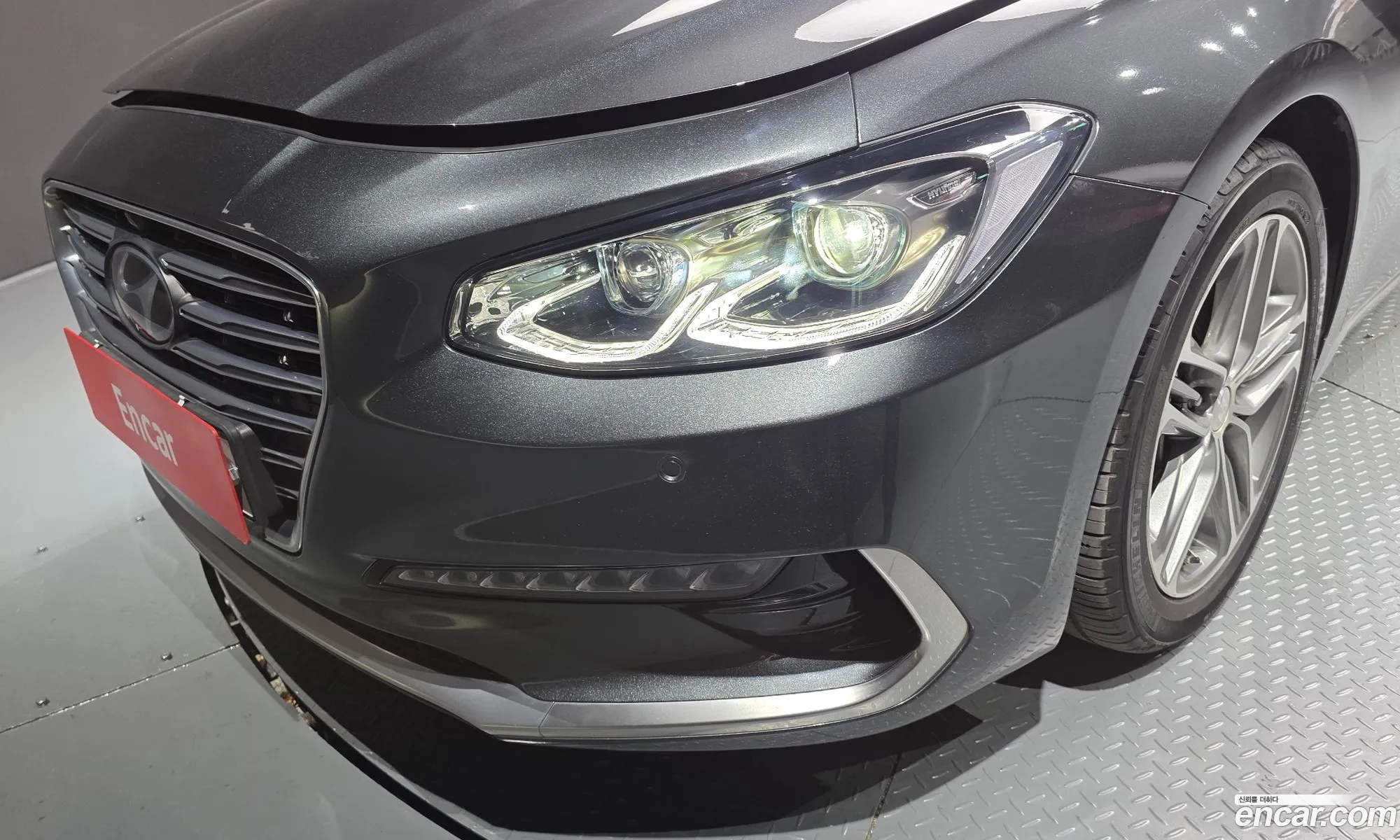 Hyundai Grandeur IG 2019 — 27
