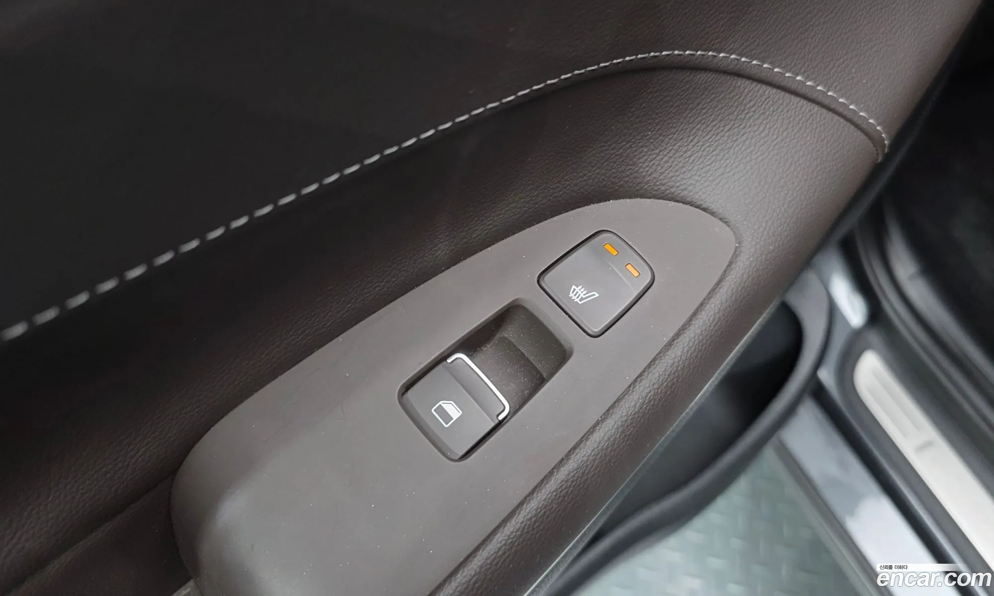 Hyundai Grandeur IG 2019 — 28