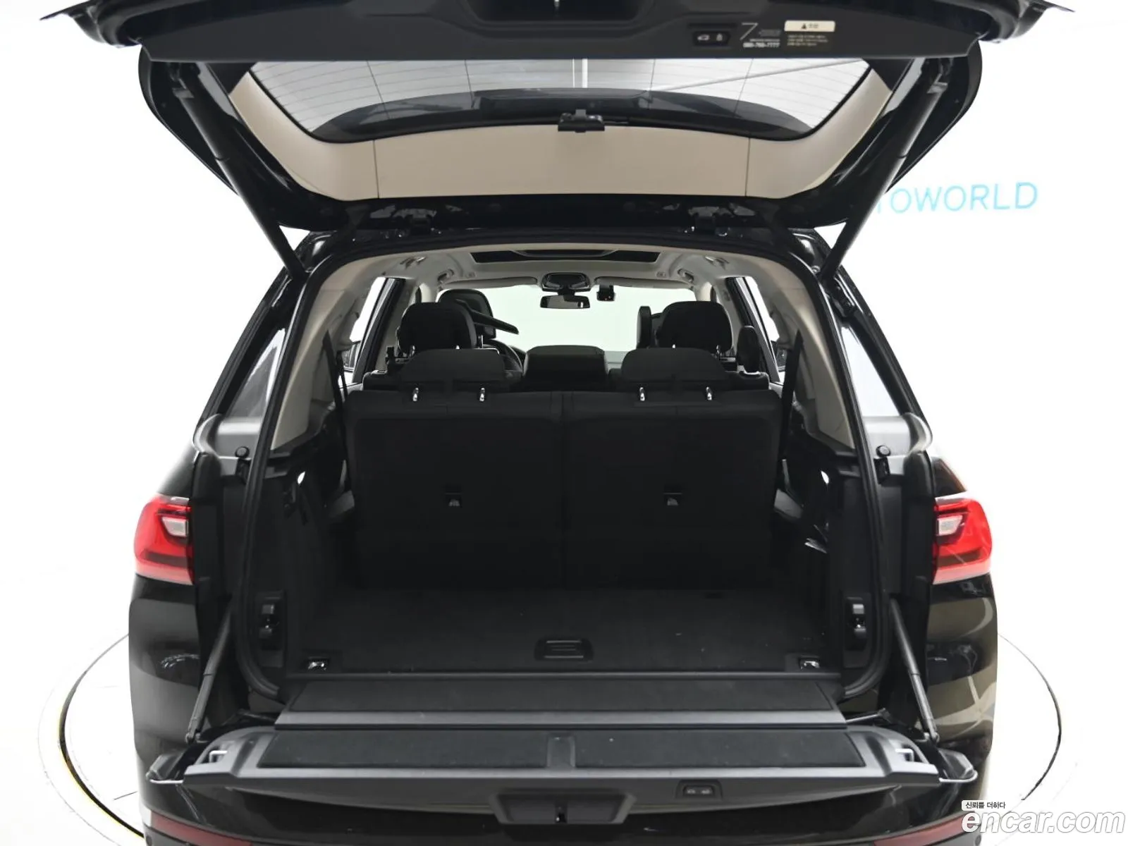 BMW X7 2021 — 17