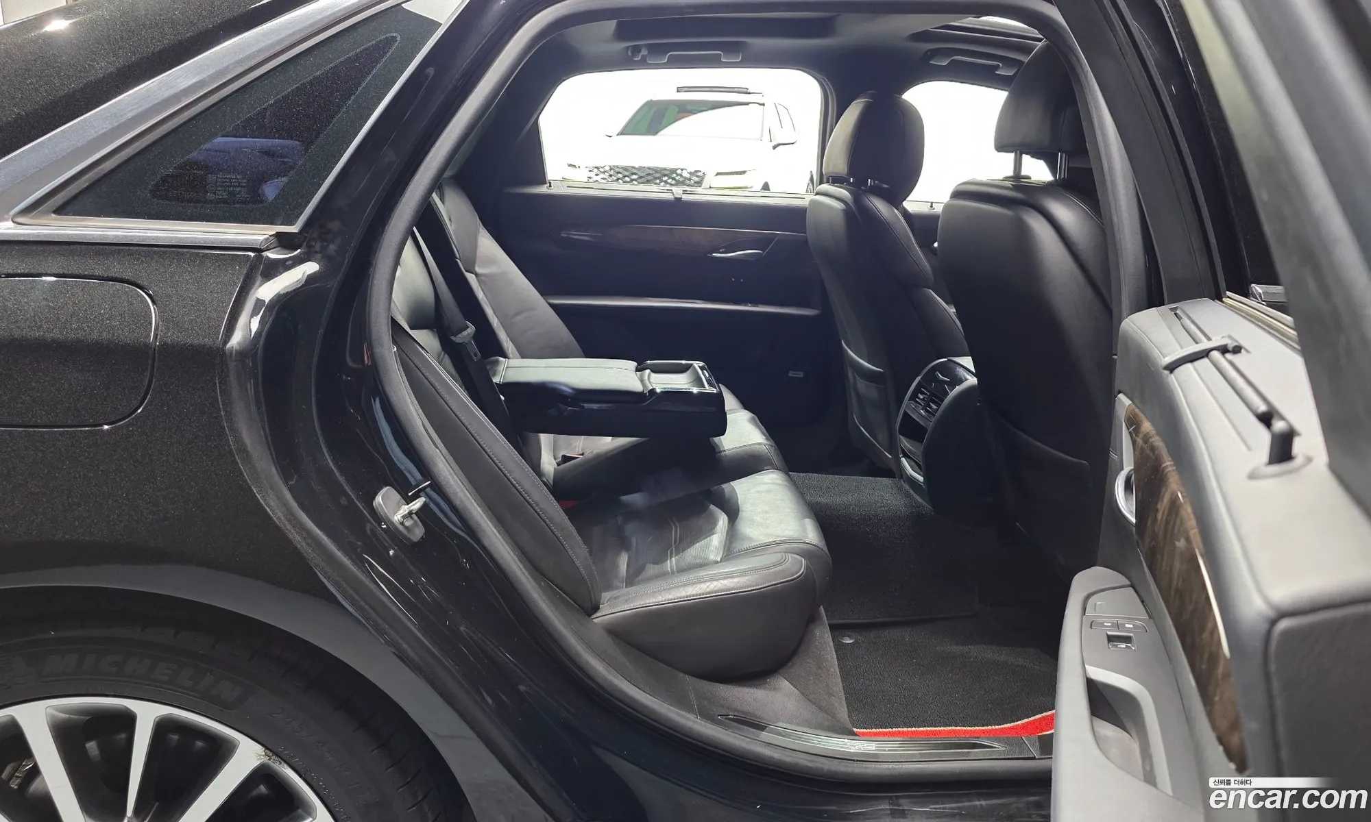 Cadillac CT6 2017 1G6K95RS2HU131518 — 5