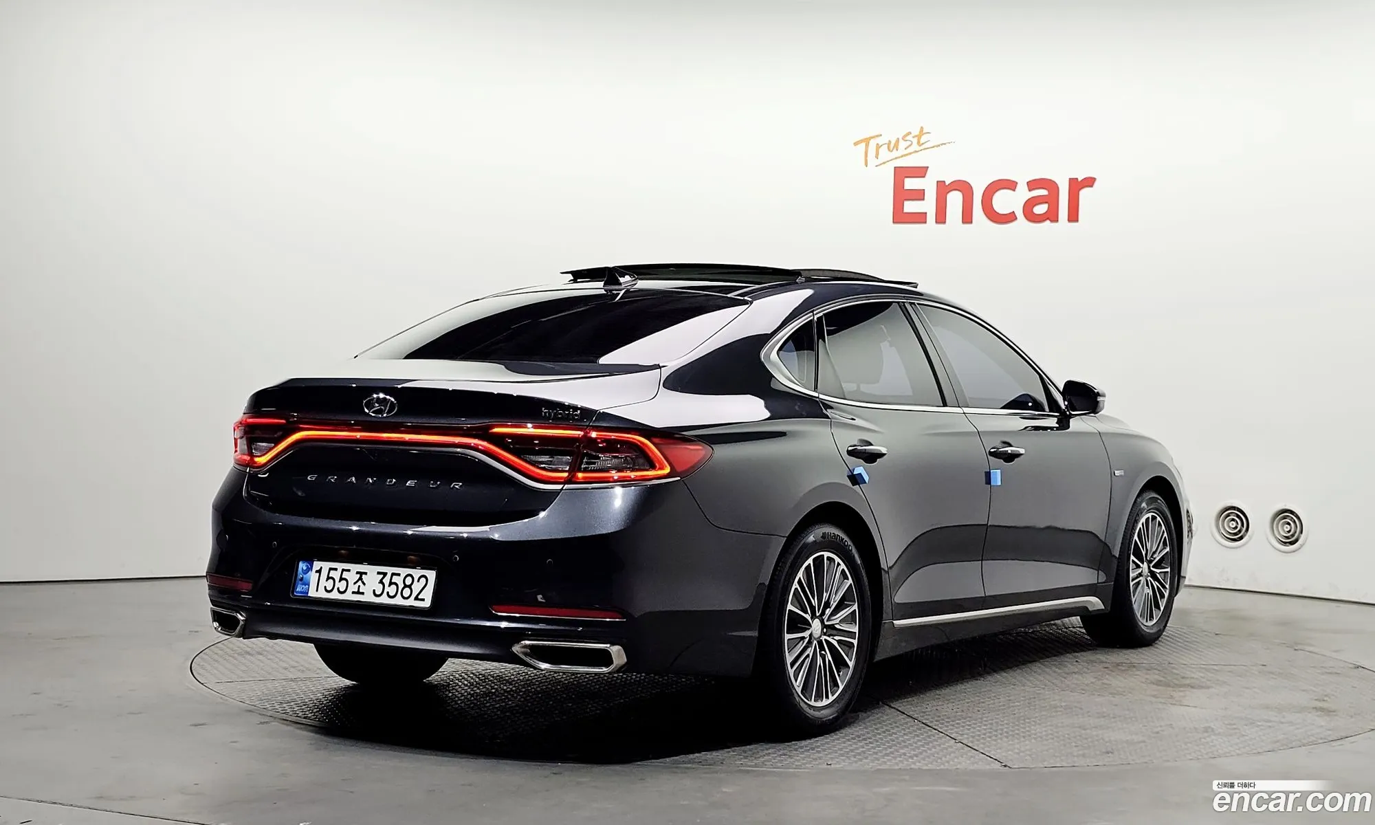 Hyundai Grandeur IG Hybrid 2017 — 16