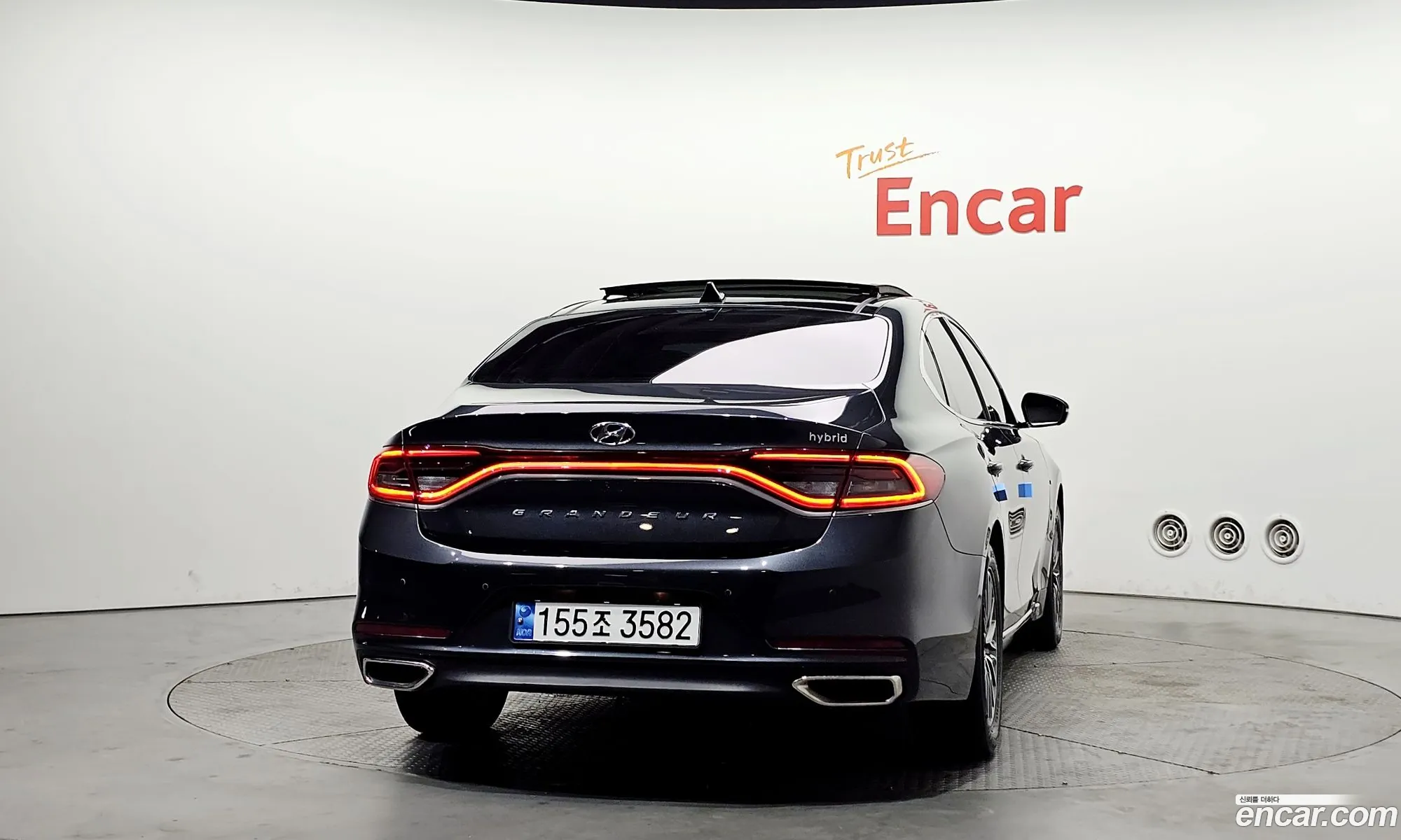 Hyundai Grandeur IG Hybrid 2017 — 10