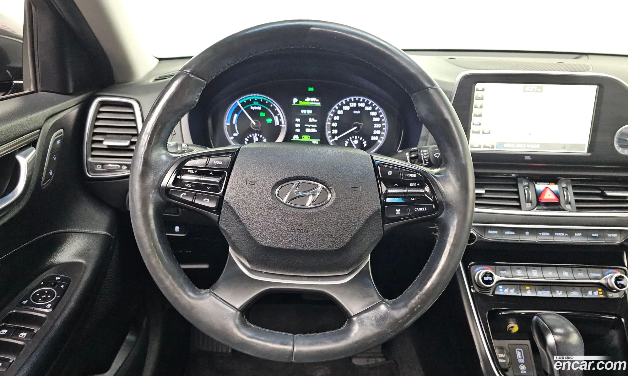 Hyundai Grandeur IG Hybrid 2017 — 34