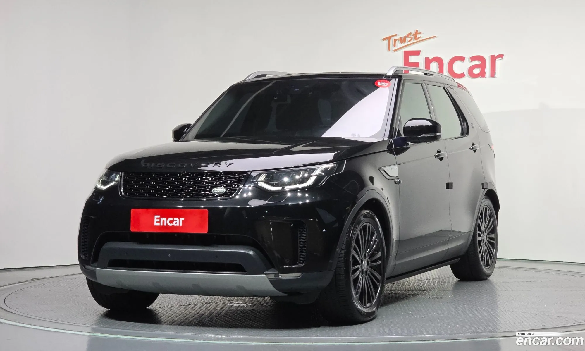 Land Rover Discovery 5 2019 SALRA2BK6KA084703 — 31