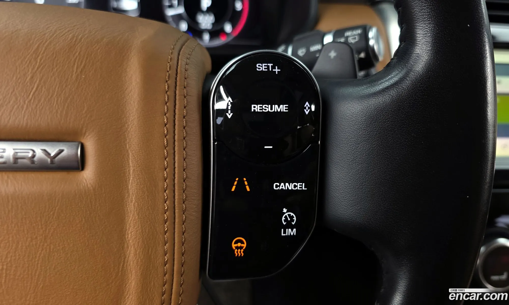 Land Rover Discovery 5 2019 SALRA2BK6KA084703 — 23
