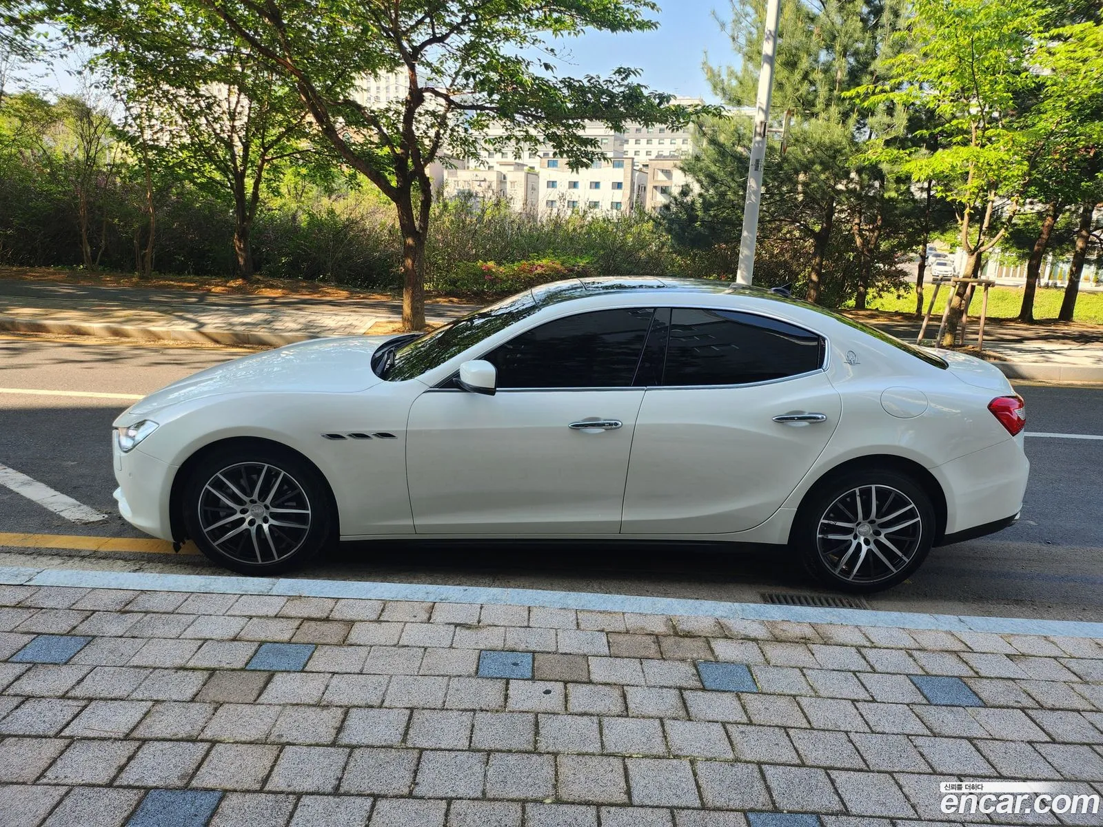 Maserati Ghibli 2015 — 18