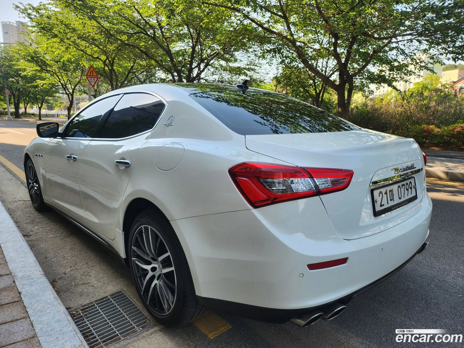 Maserati Ghibli 2015 — 19