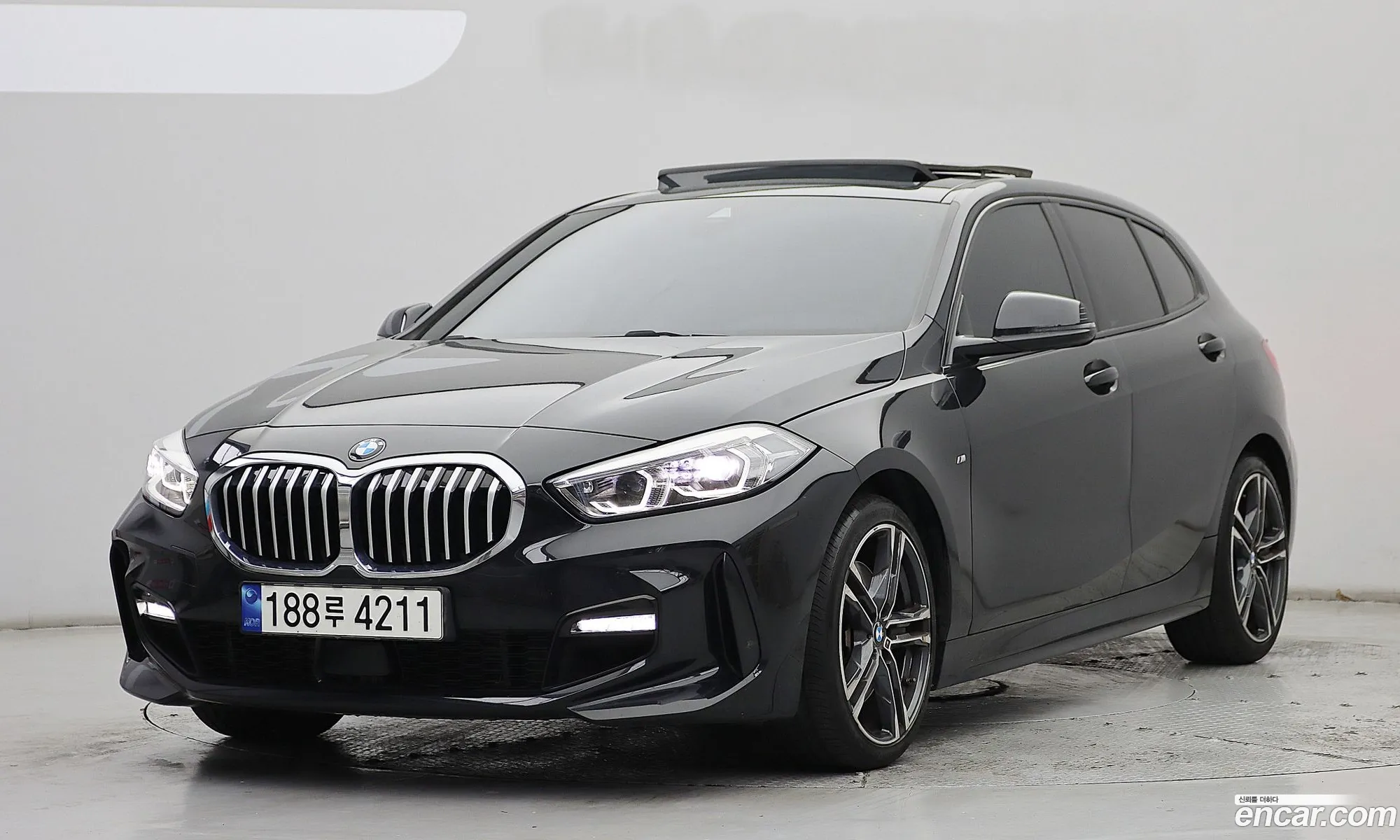 BMW 1 Series 2023 — 16