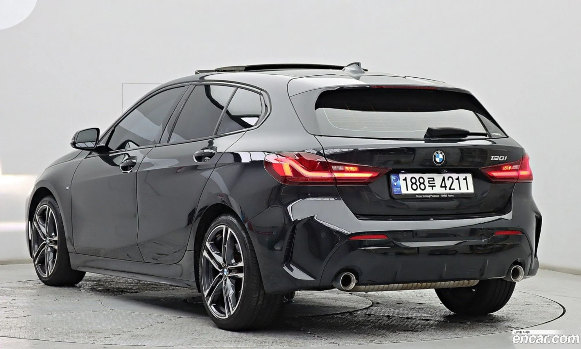 BMW 1 Series 2023 — 4