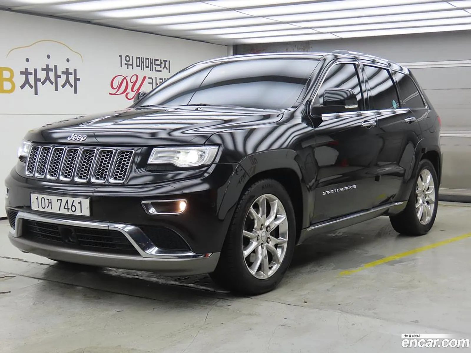 Jeep Grand Cherokee 2016 — 16