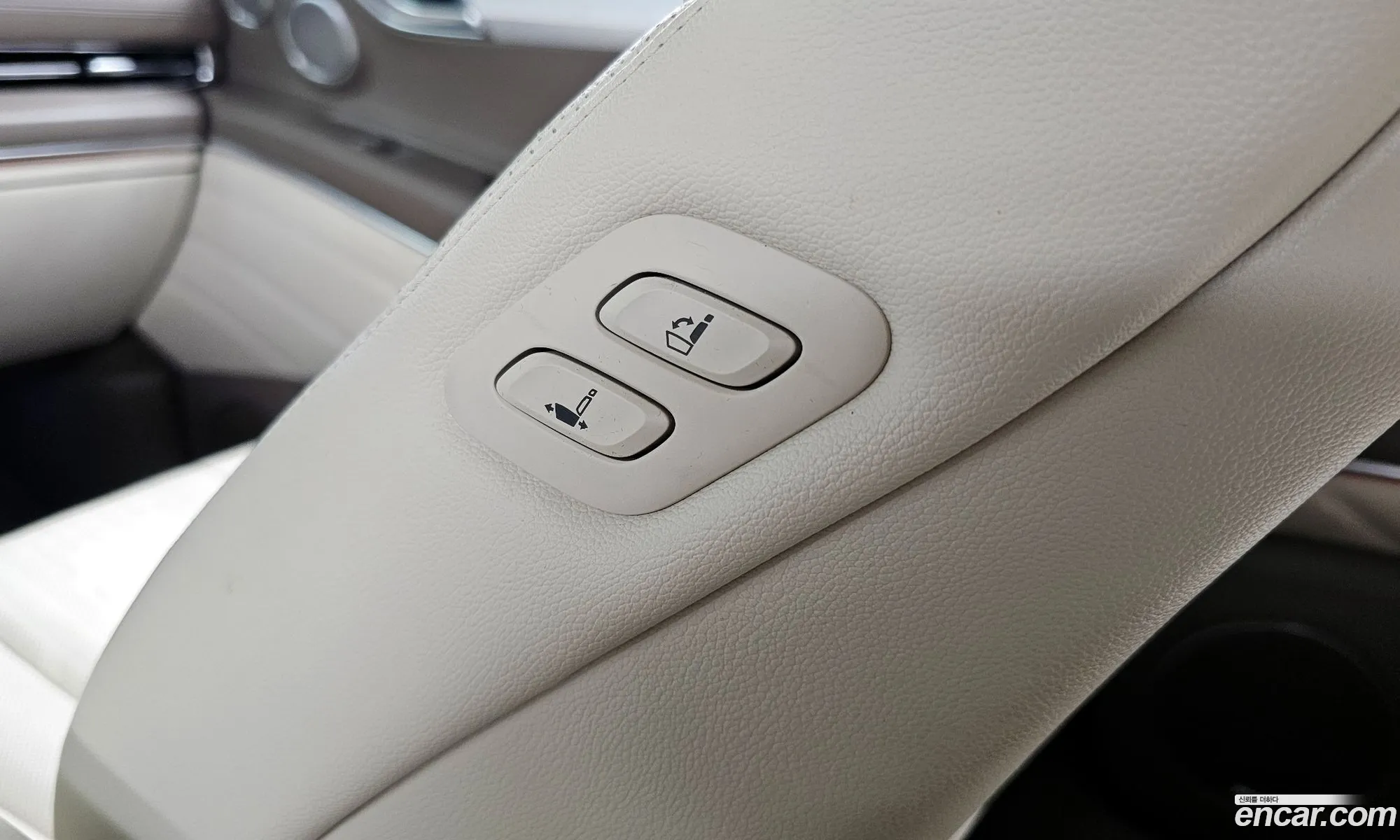 Genesis GV80 2020 — 35
