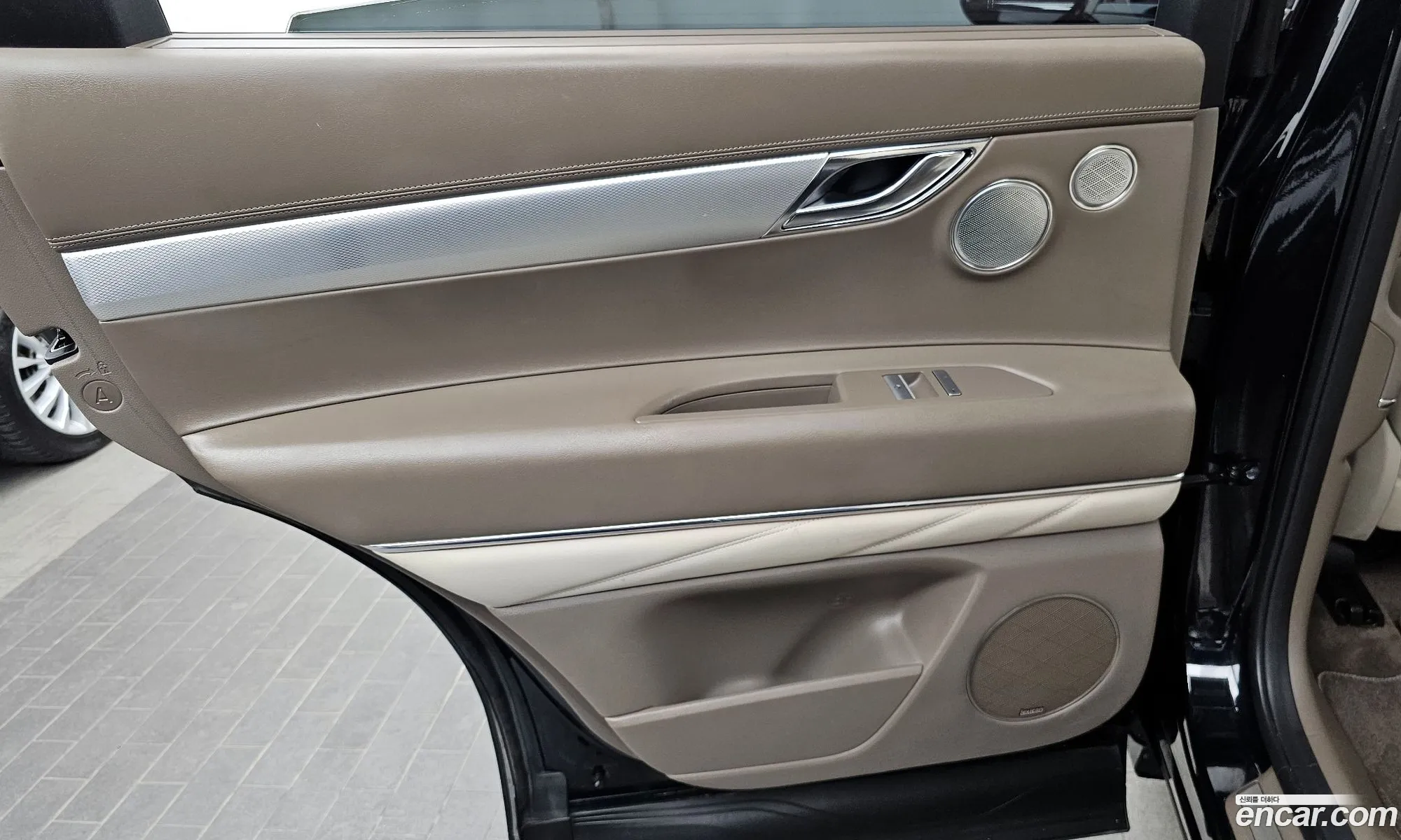 Genesis GV80 2020 — 12