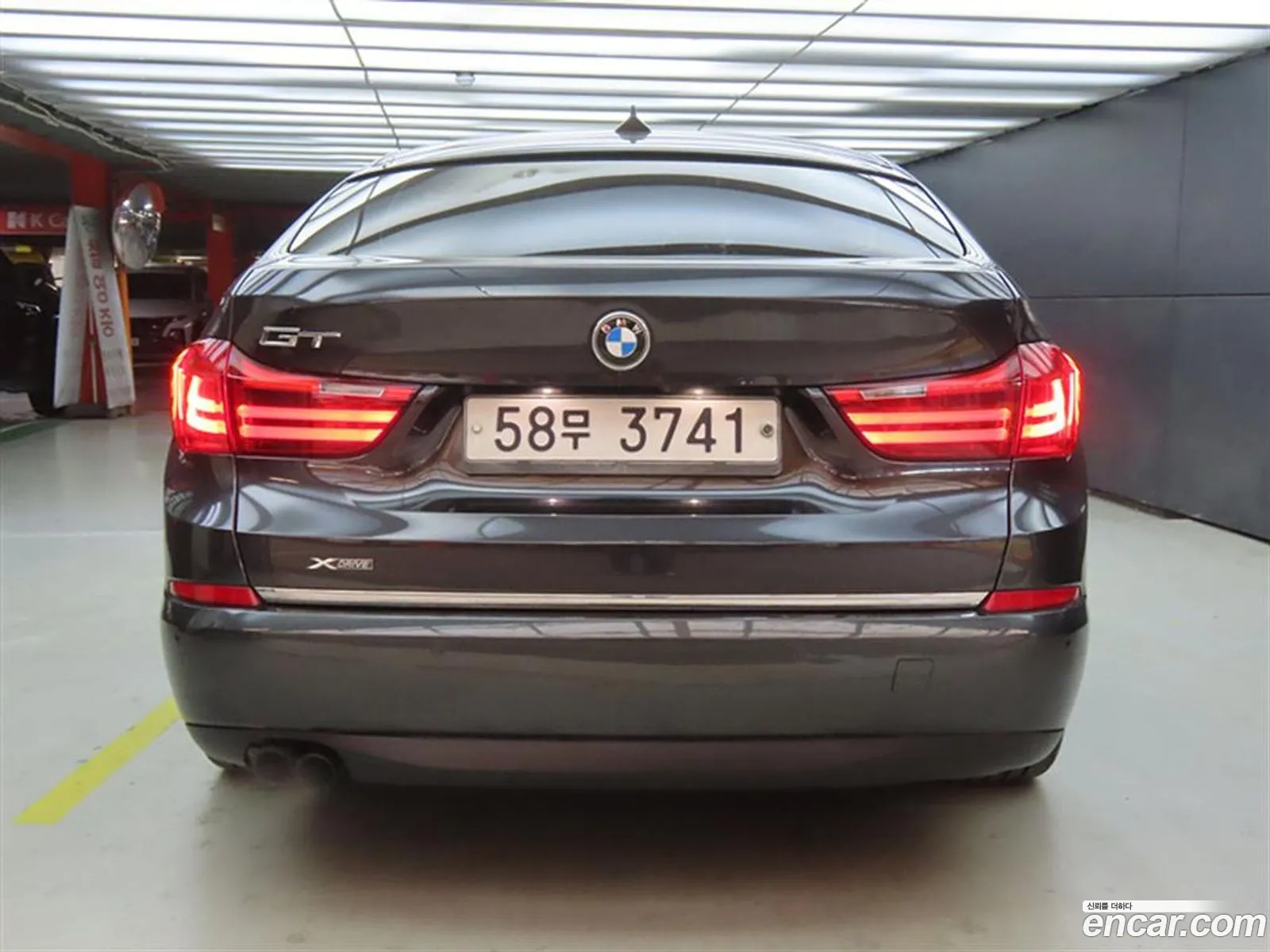 BMW 5 Series GT 2015 — 14