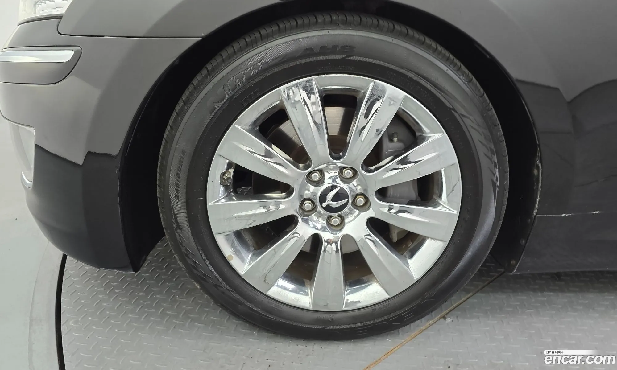 Hyundai Equus 2011 — 13