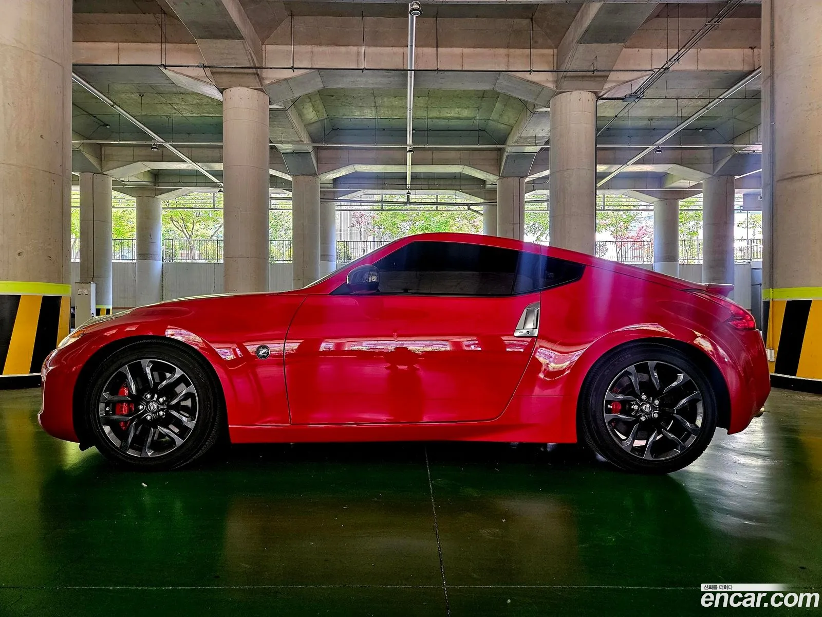 Nissan 370Z 2016 — 11