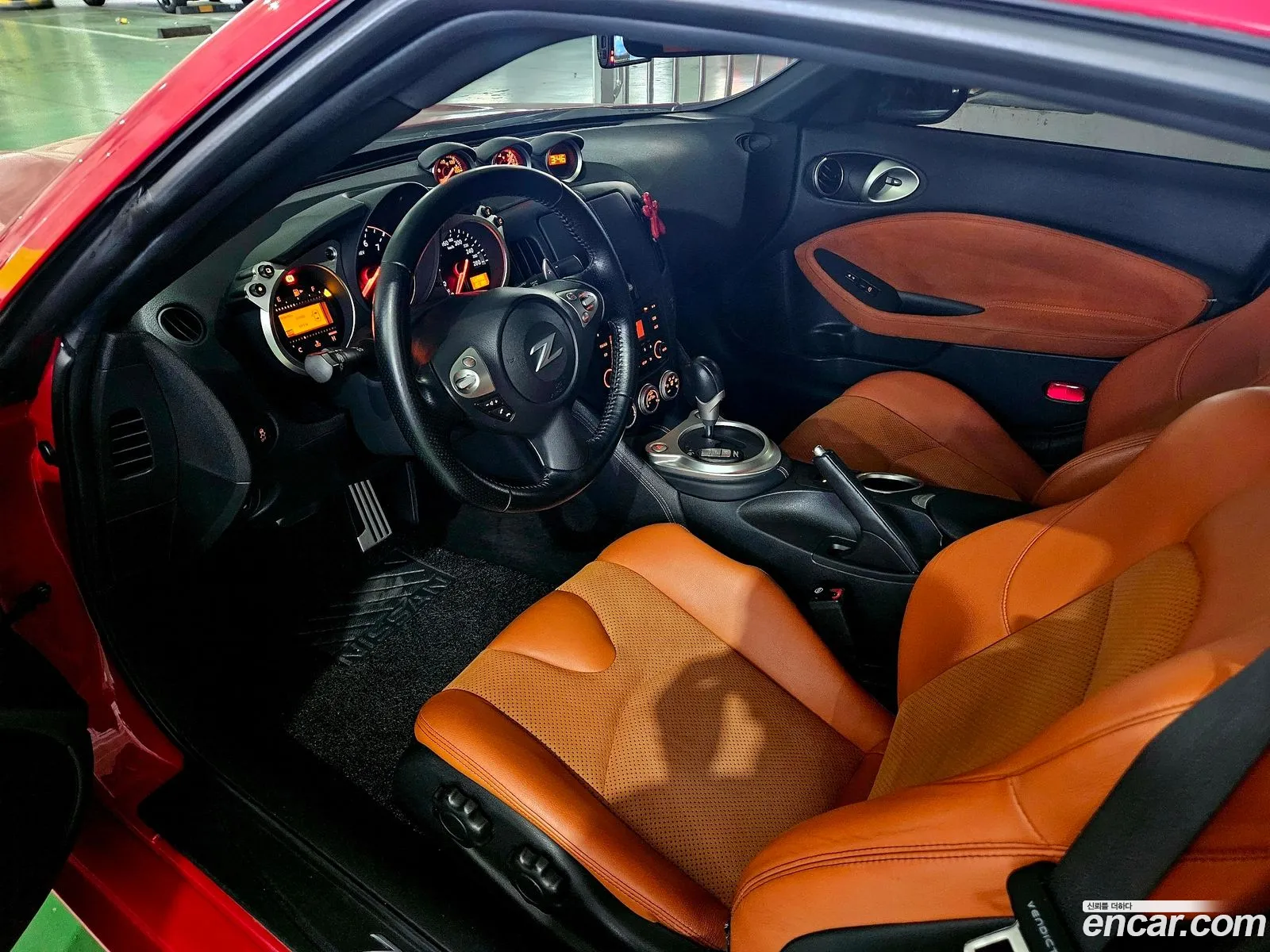 Nissan 370Z 2016 — 10