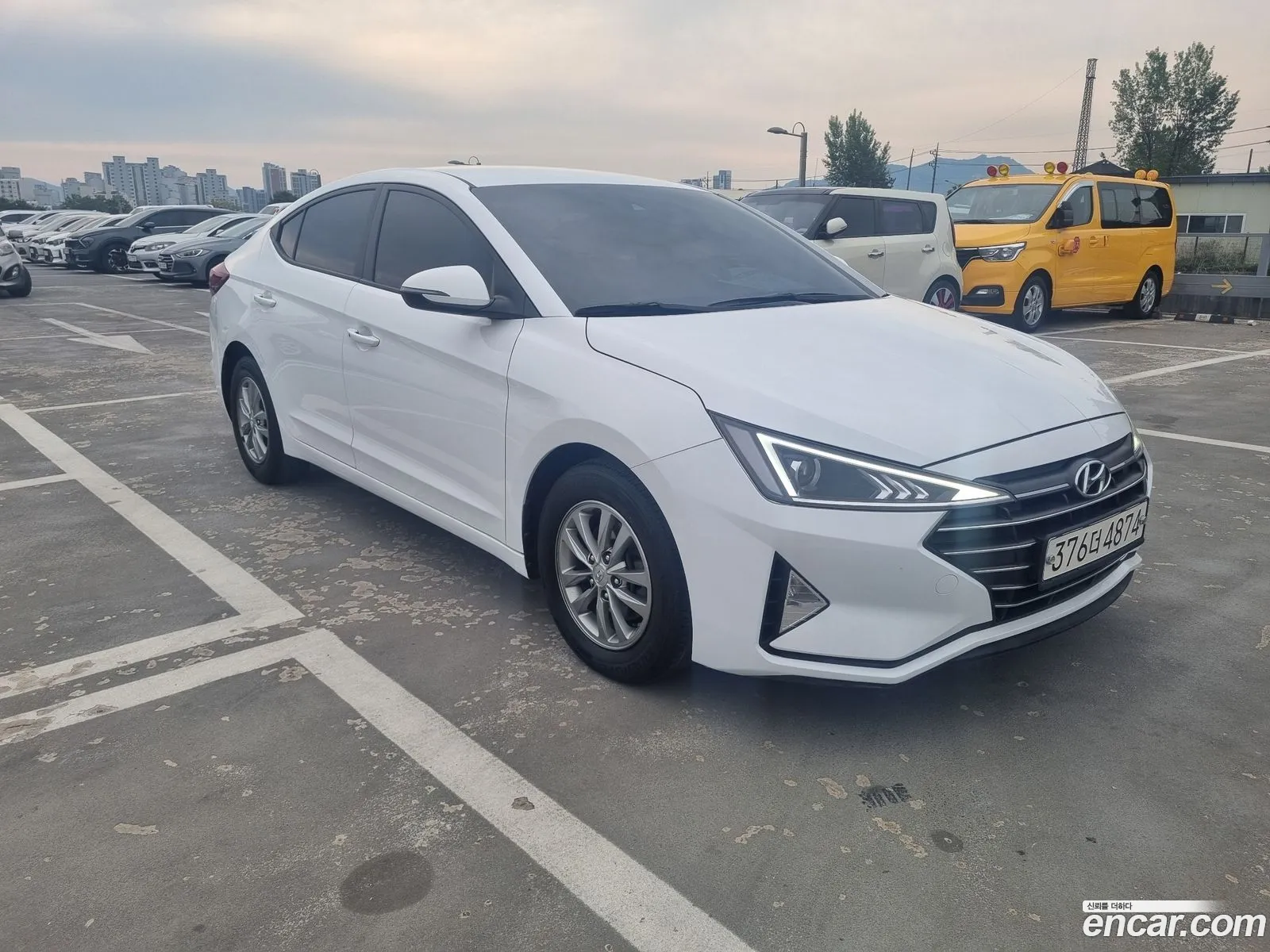 Hyundai Elantra AD 2019 — 19