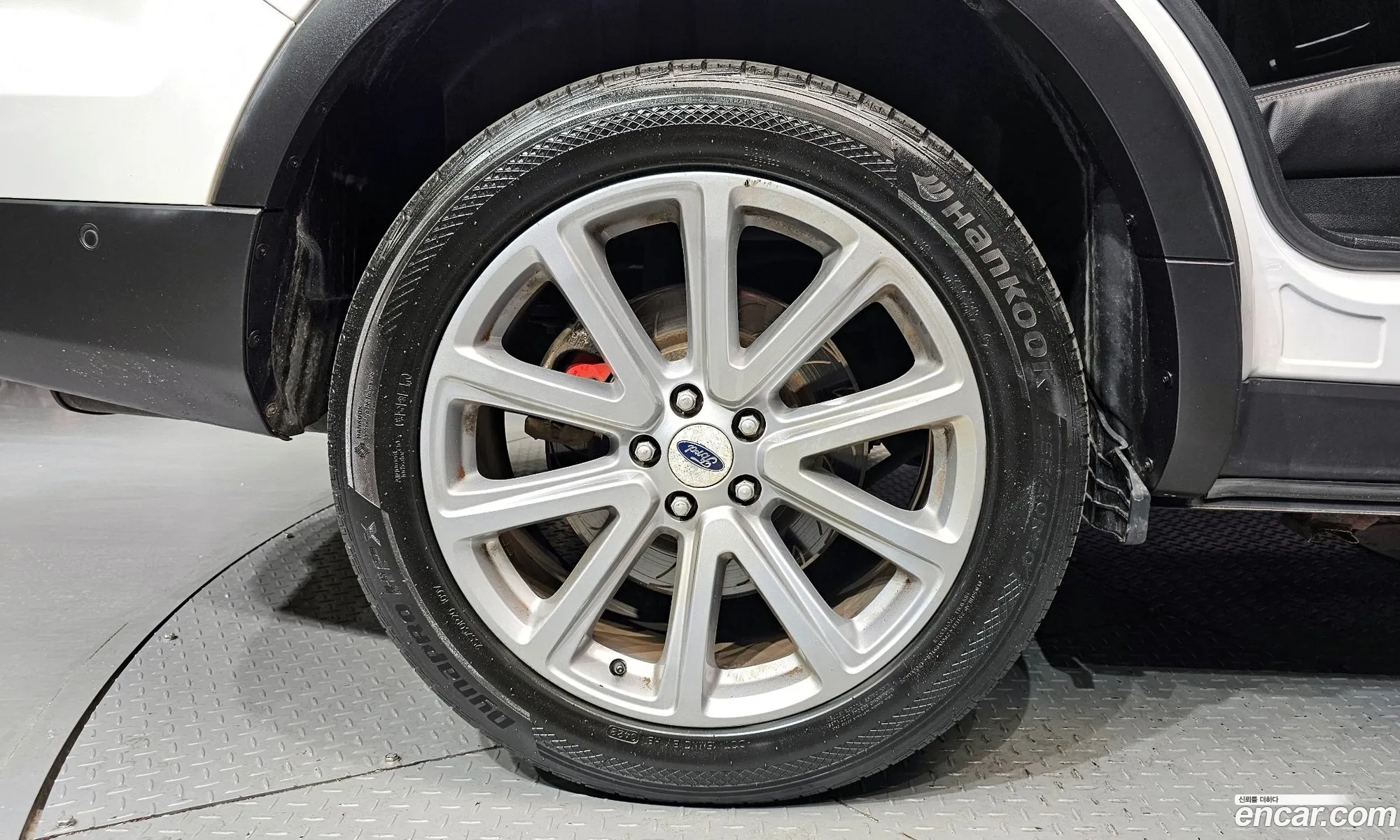 Ford Explorer 2017 1FM5K8FH4HGC40971 — 9