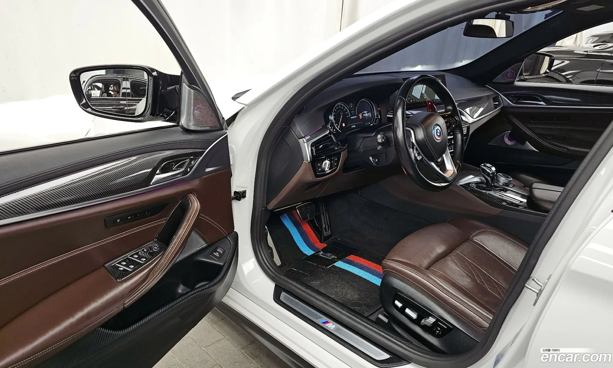 BMW 5 Series 2017 — 11