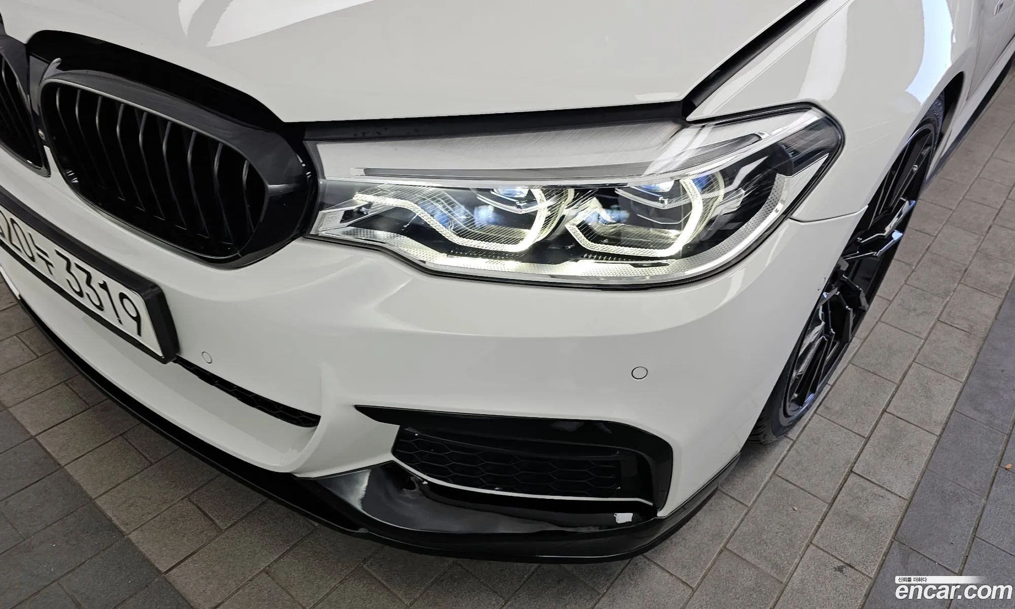 BMW 5 Series 2017 — 33