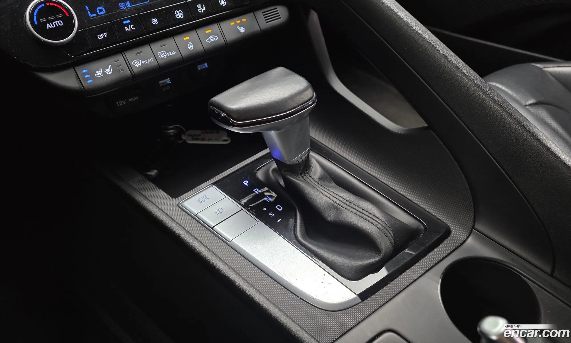 Hyundai Elantra 2021 — 14