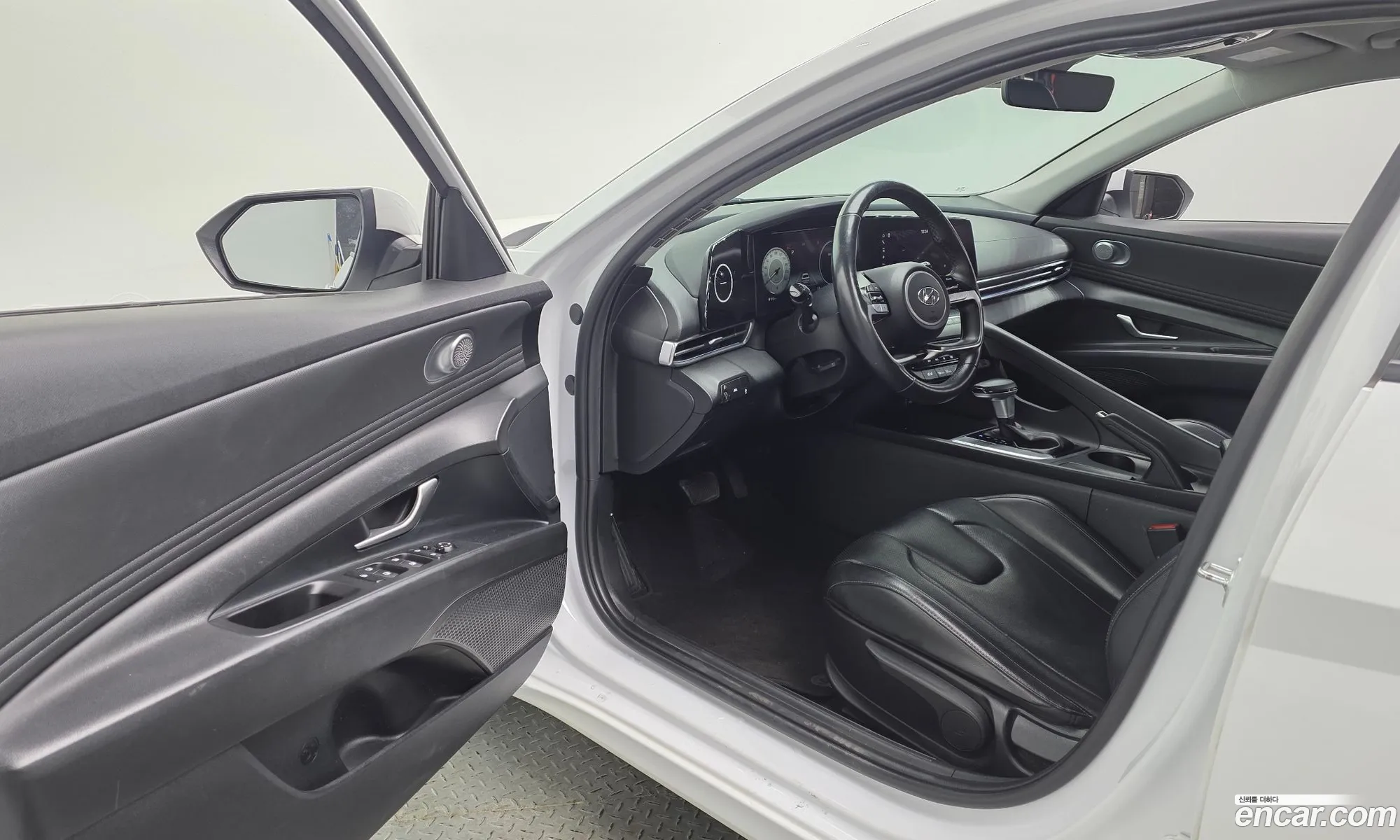 Hyundai Elantra 2021 — 5