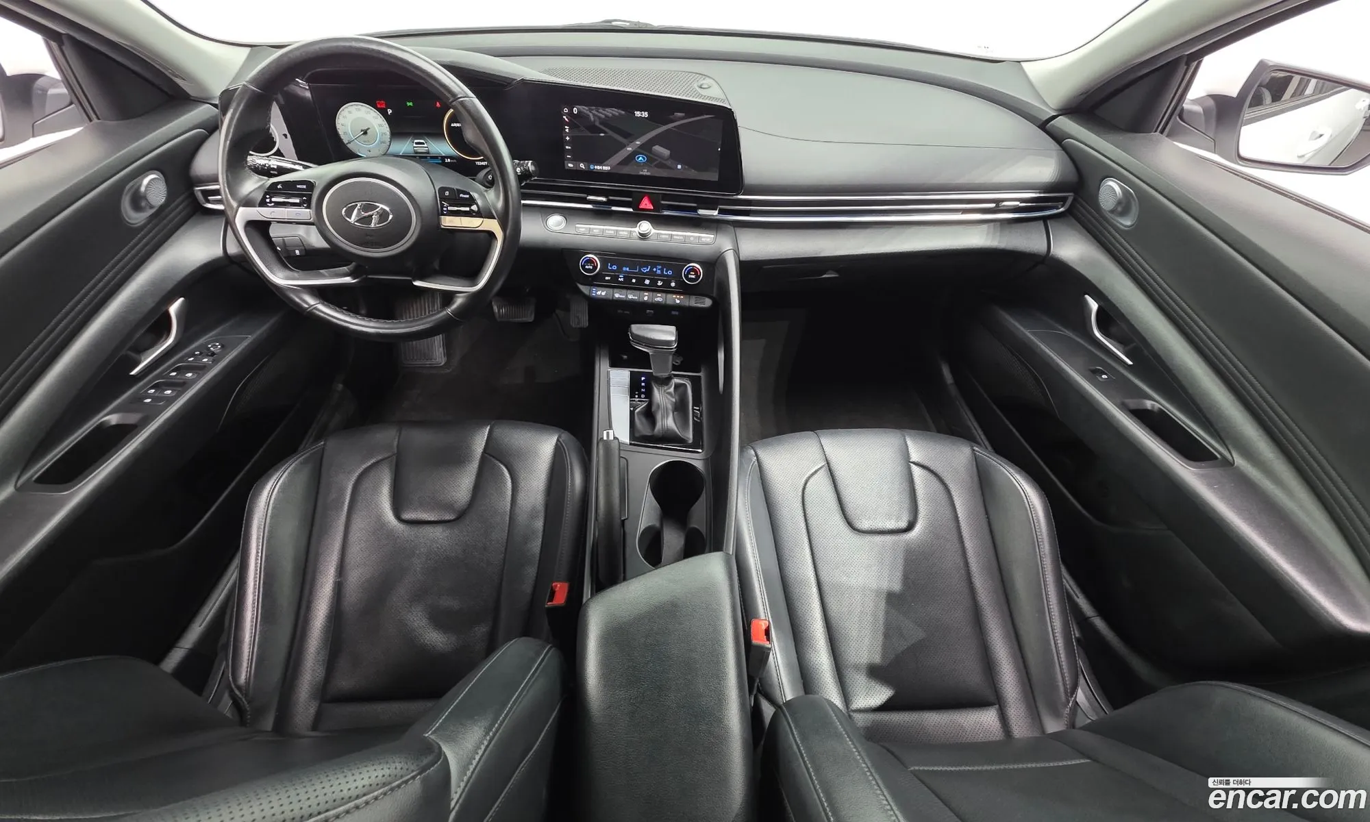 Hyundai Elantra 2021 — 4