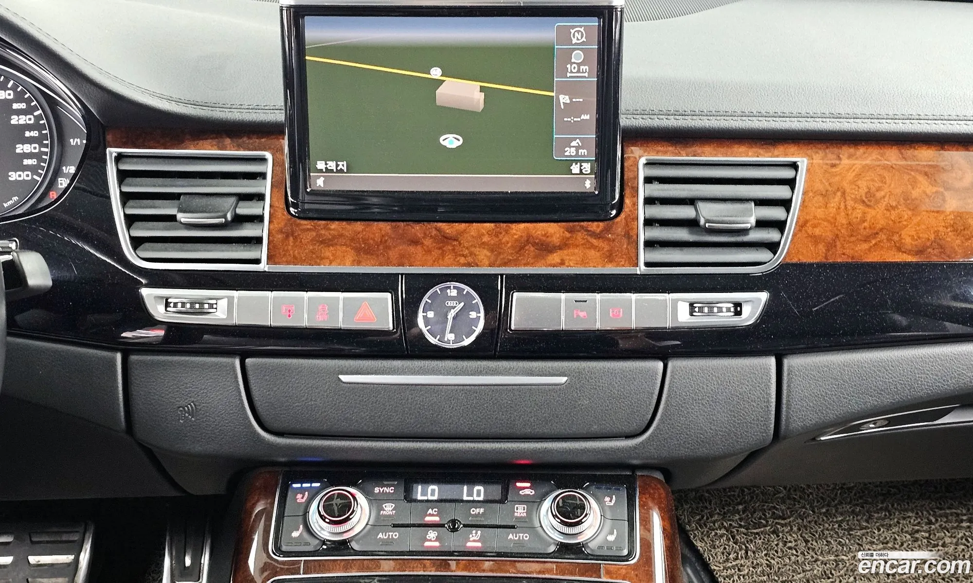 Audi A8 2011 WAUZZZ4H3BN019663 — 16