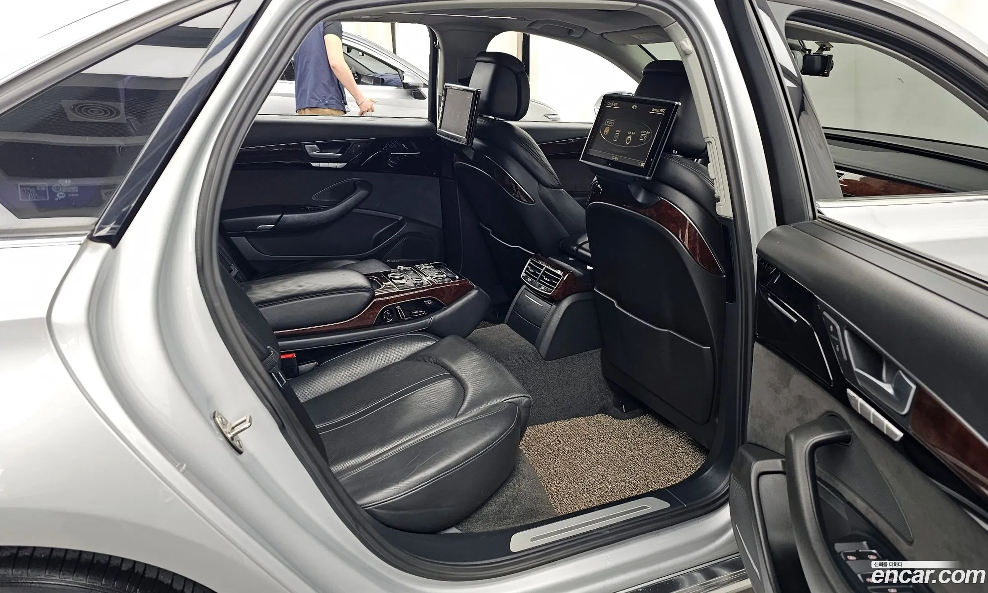 Audi A8 2011 WAUZZZ4H3BN019663 — 5