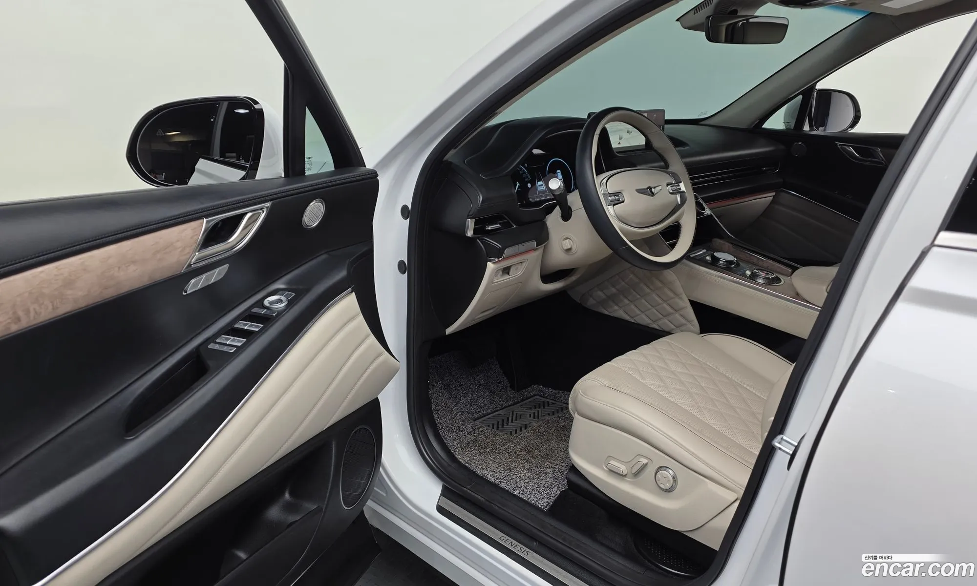 Genesis GV80 2023 — 17