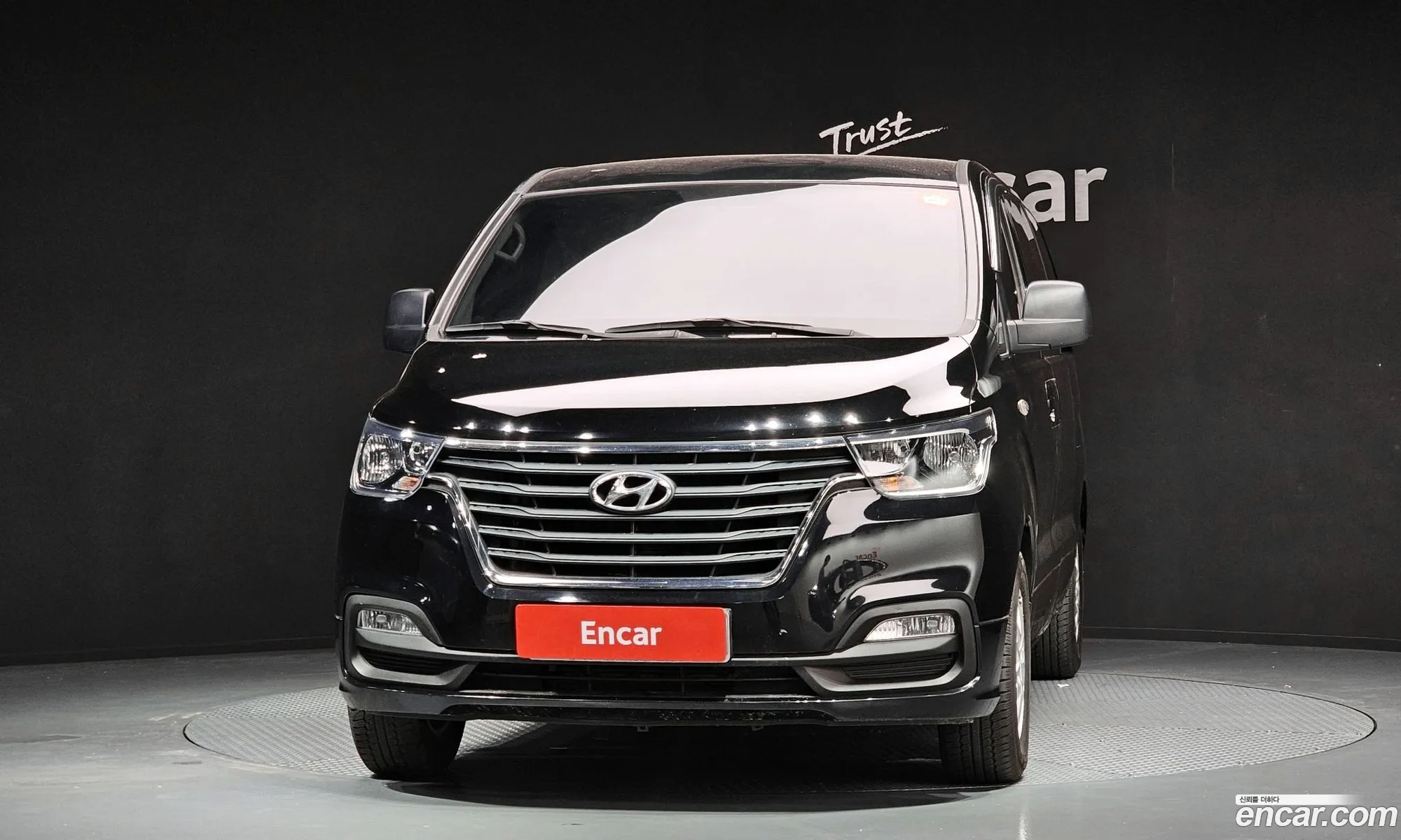 Hyundai Grand Starex 2020 — 13
