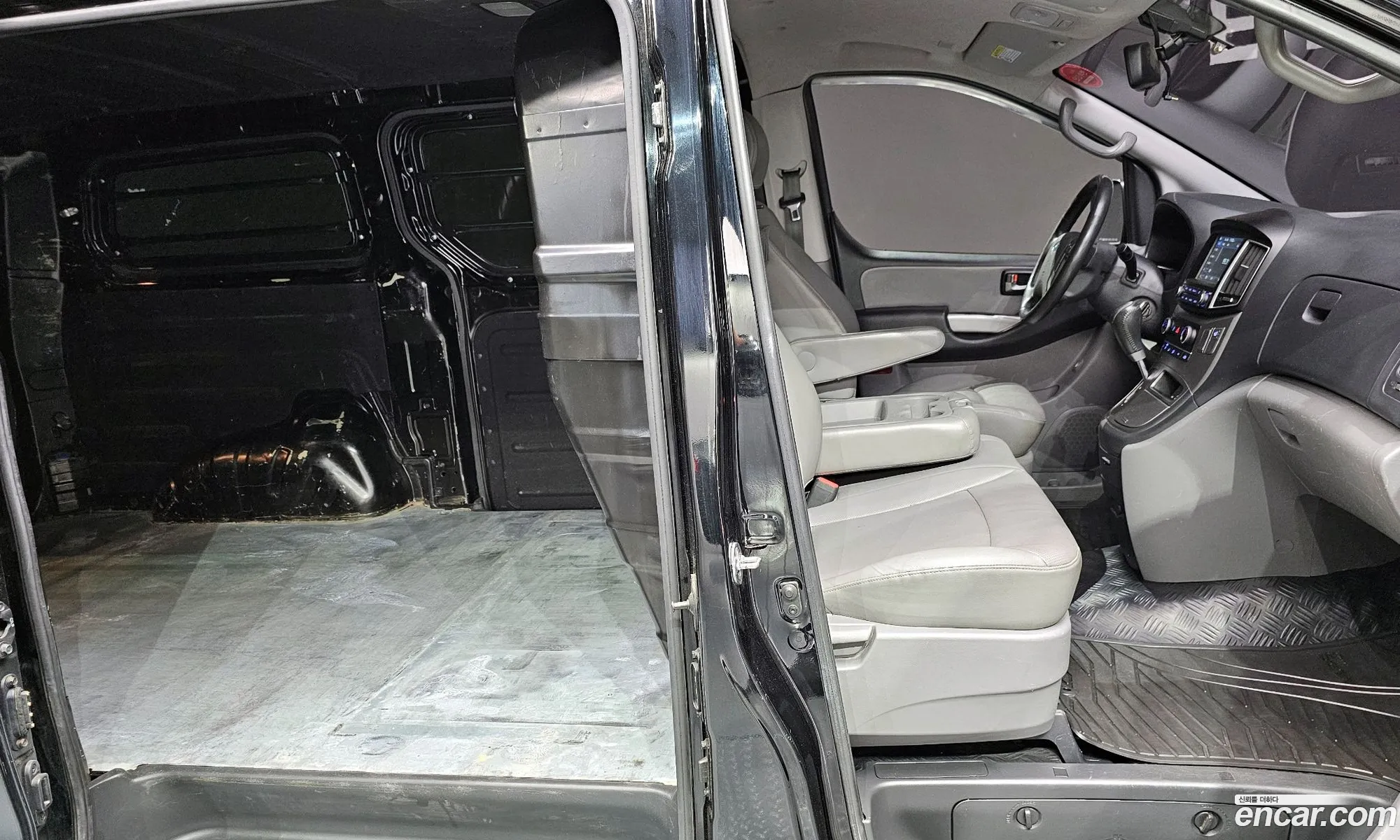 Hyundai Grand Starex 2020 — 6
