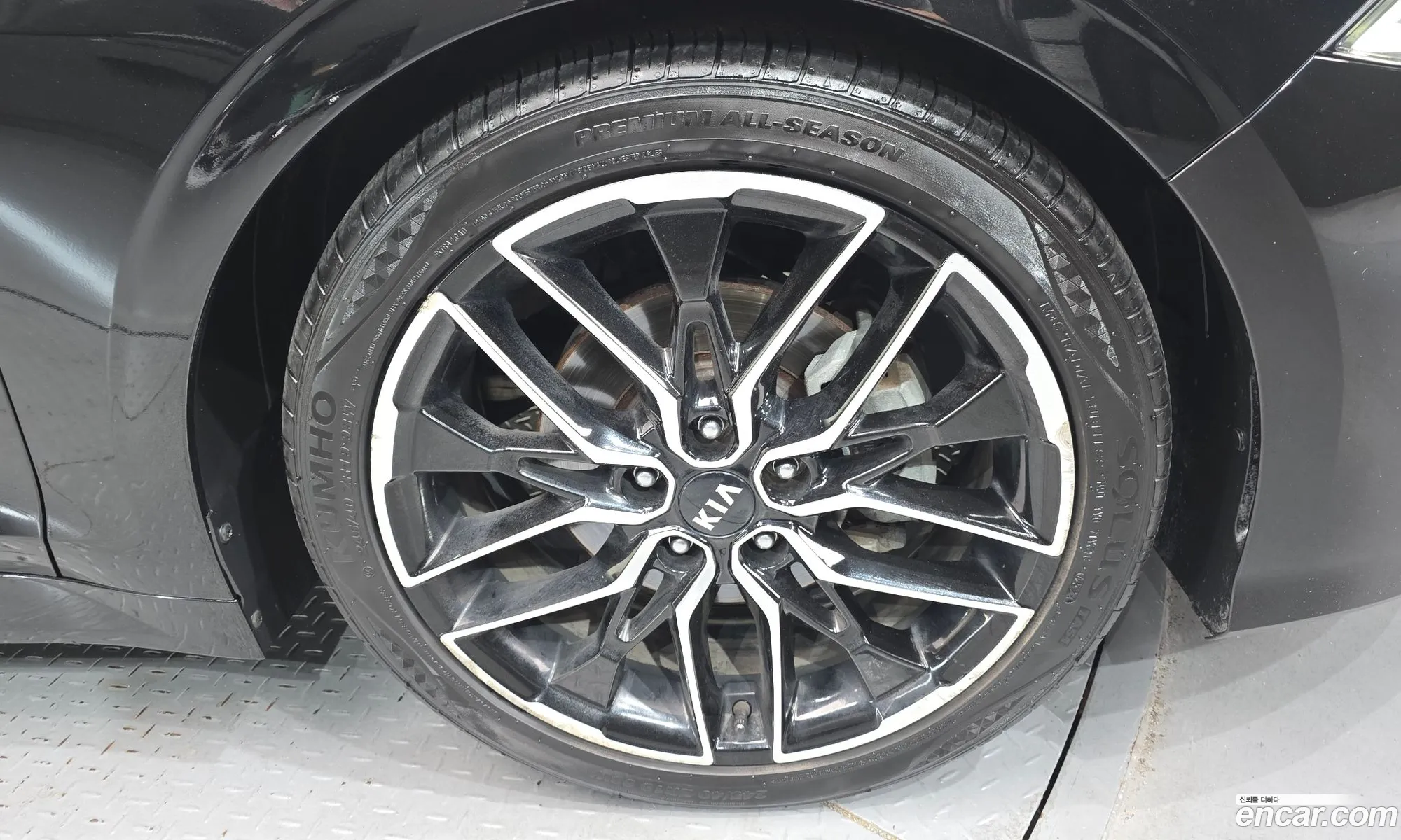 Kia K5 2020 — 28