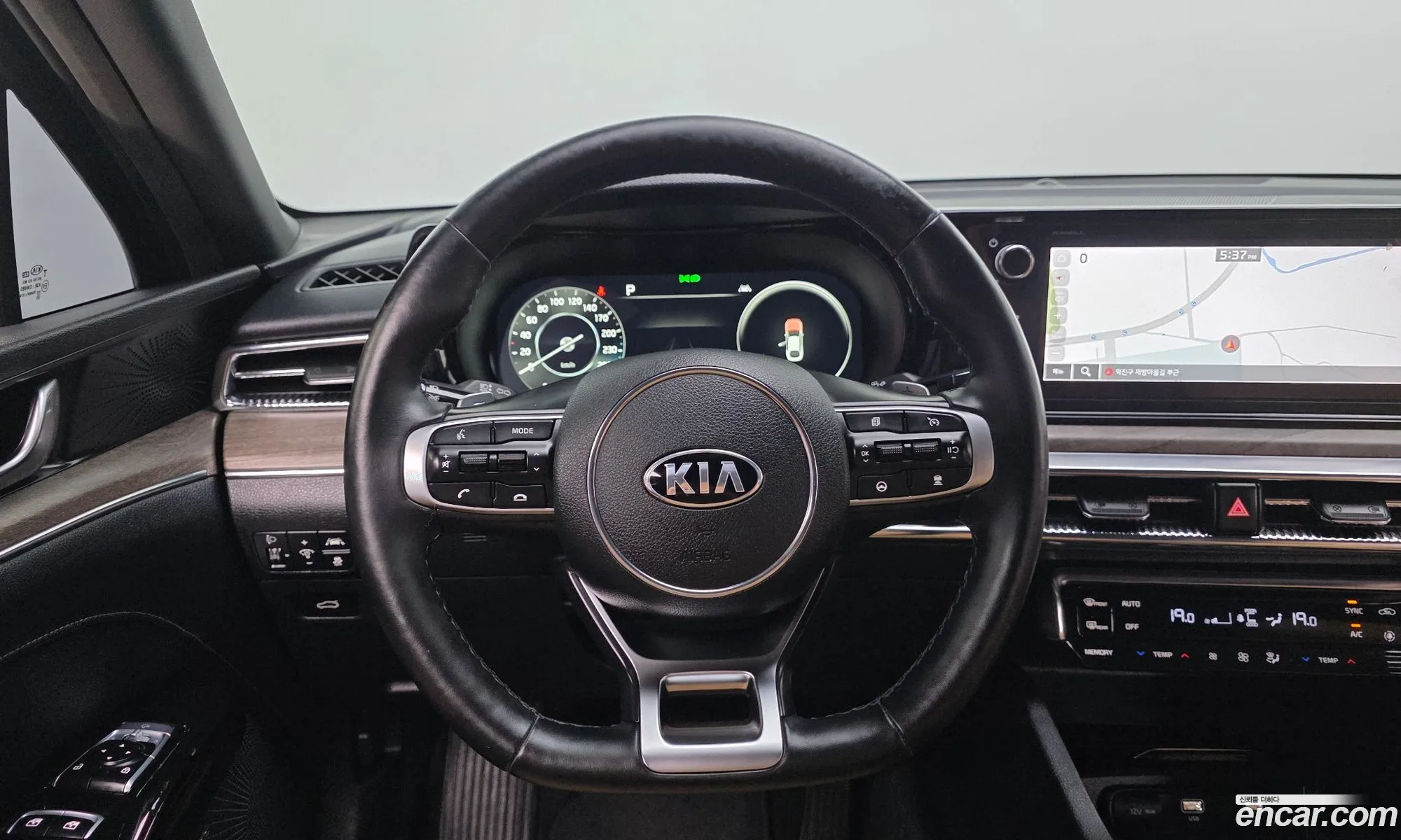 Kia K5 2020 — 26