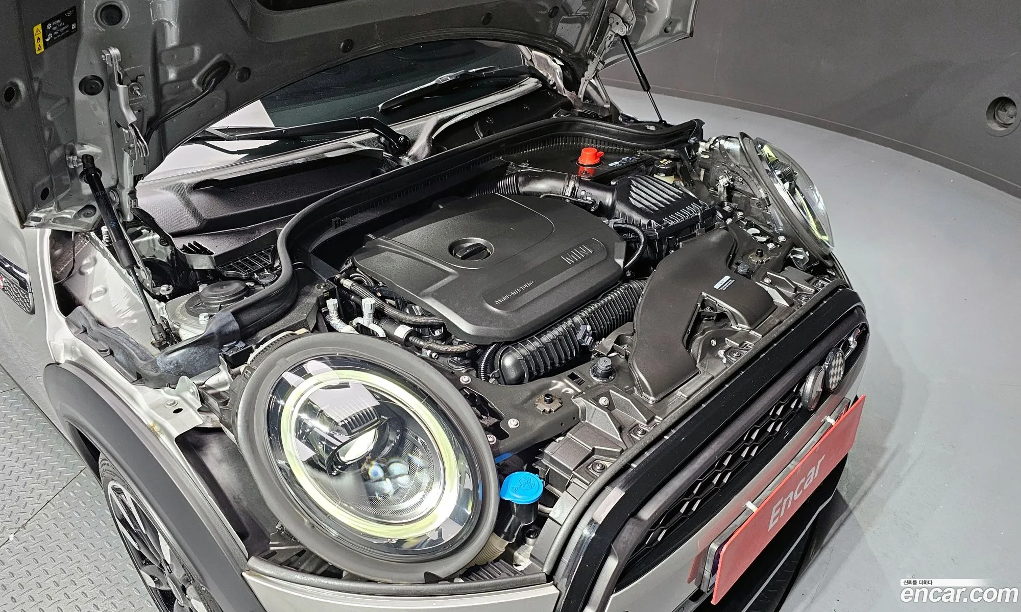 Mini Cooper S 2023 WMW61DK08P2T77473 — 19