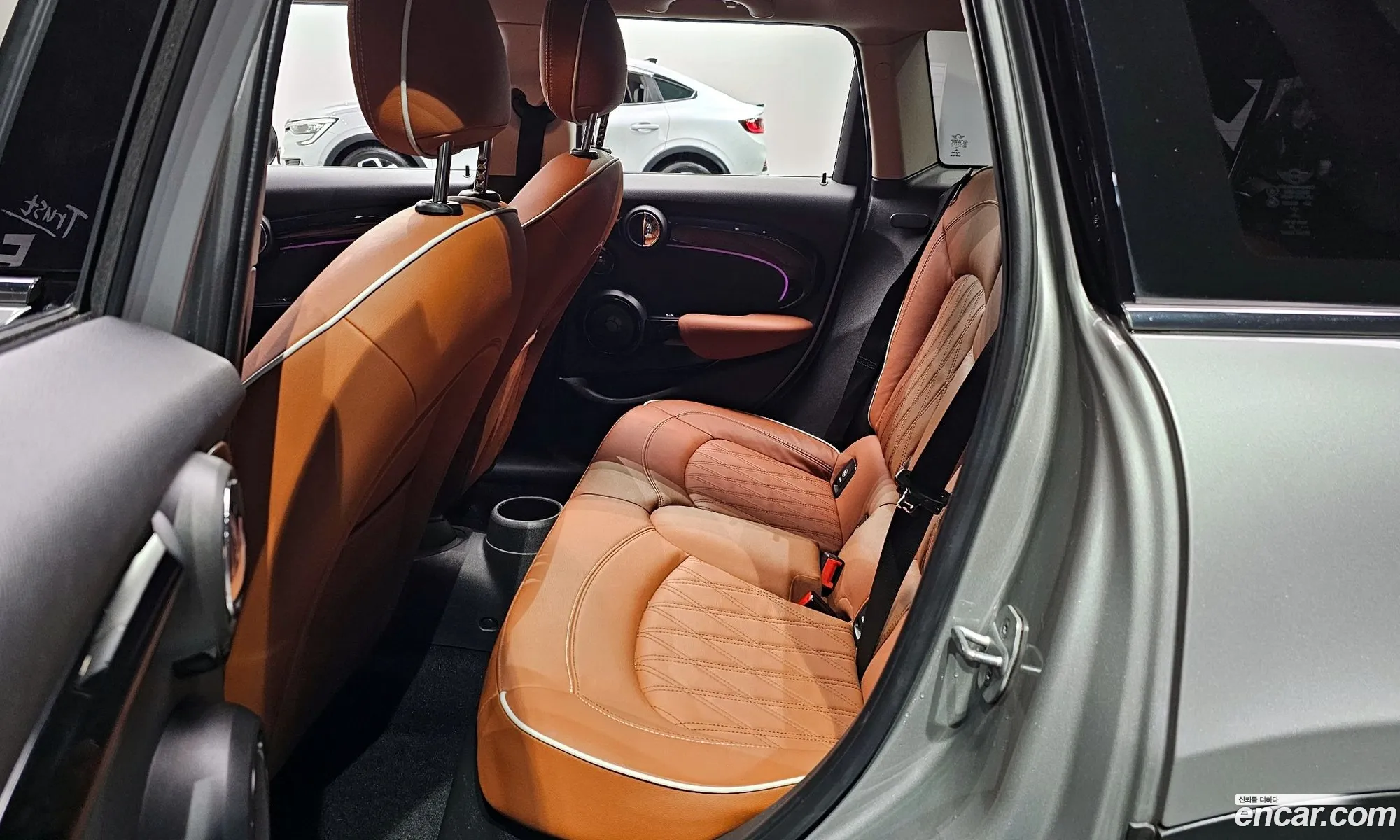 Mini Cooper S 2023 WMW61DK08P2T77473 — 32
