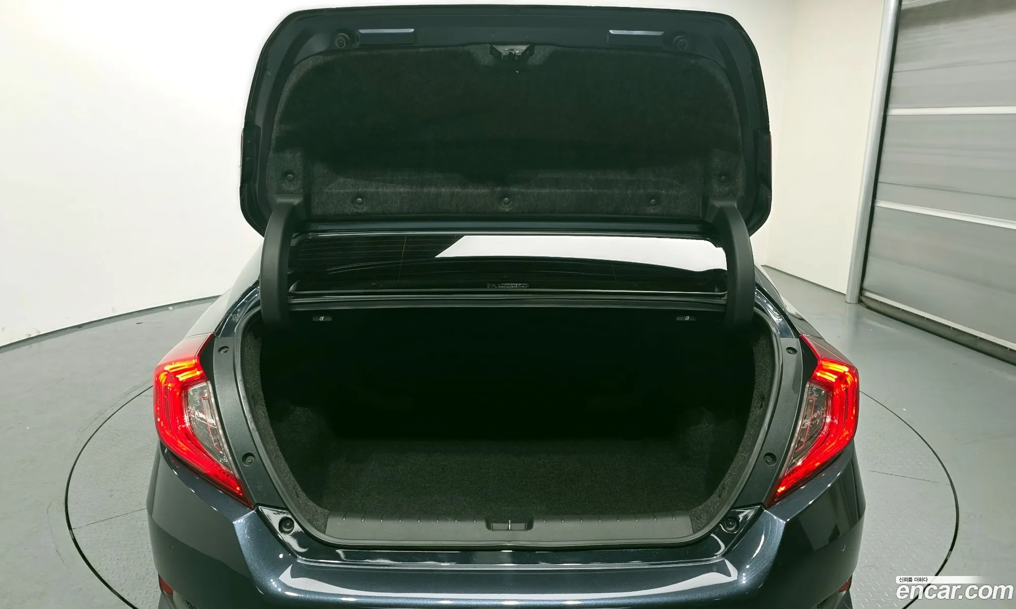 Honda Civic 2017 19XFC2674HE300001 — 7