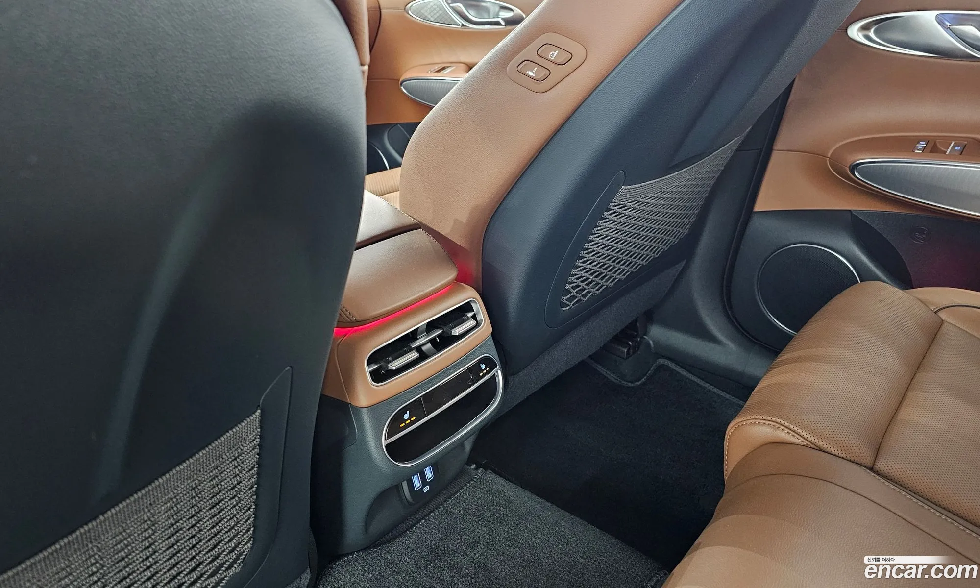 Genesis GV70 2024 — 19