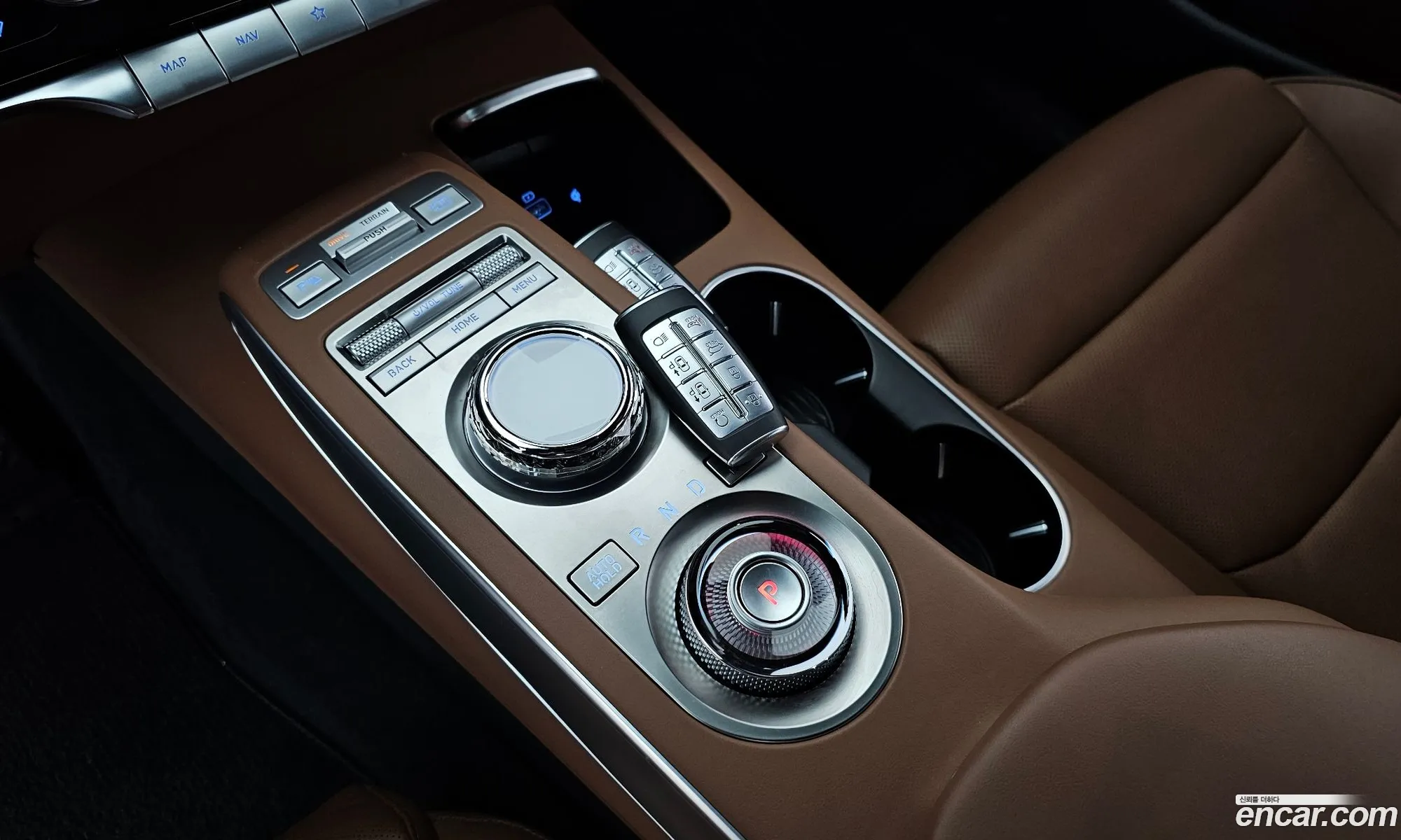 Genesis GV70 2024 — 12
