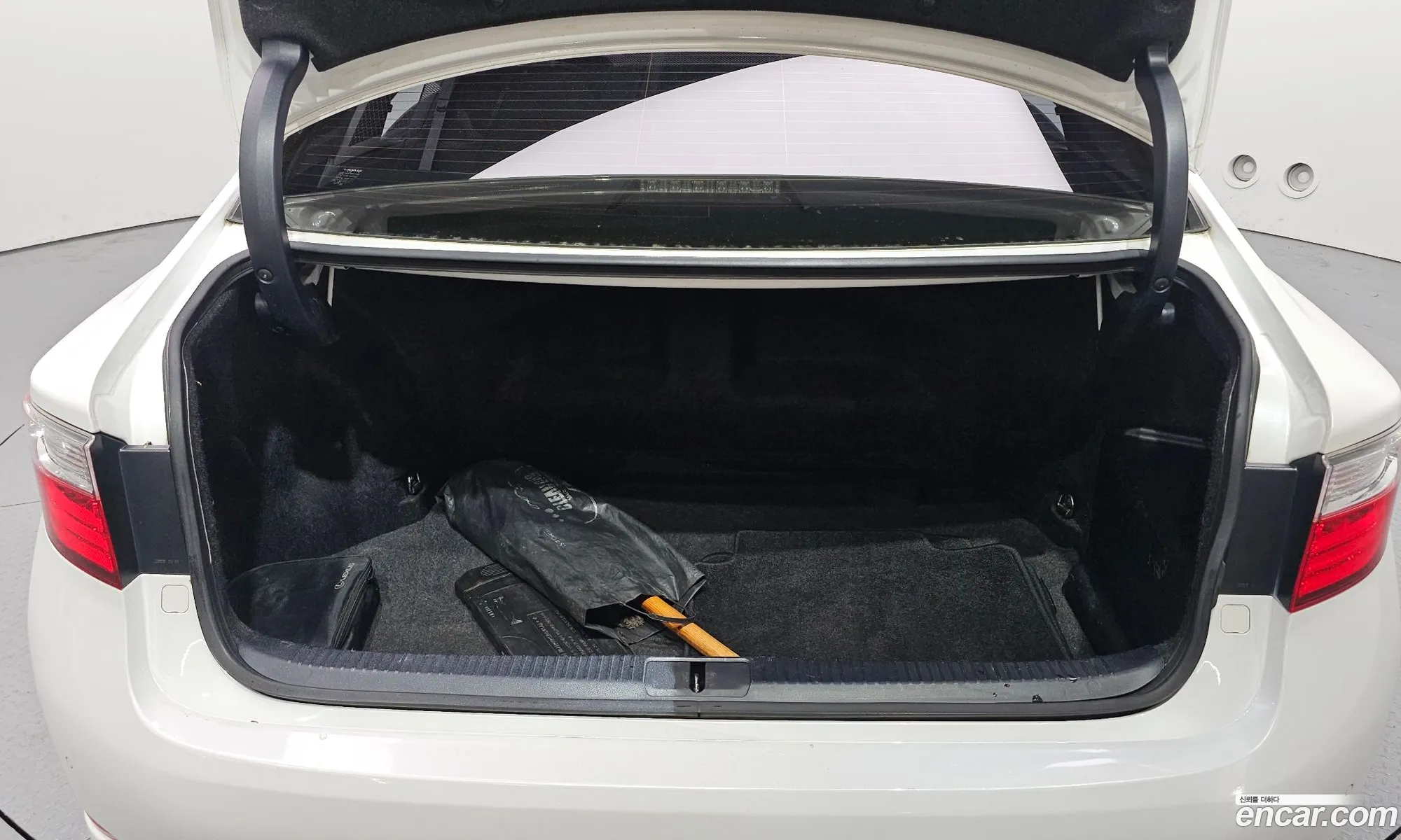 Lexus ES300h 2014 — 10
