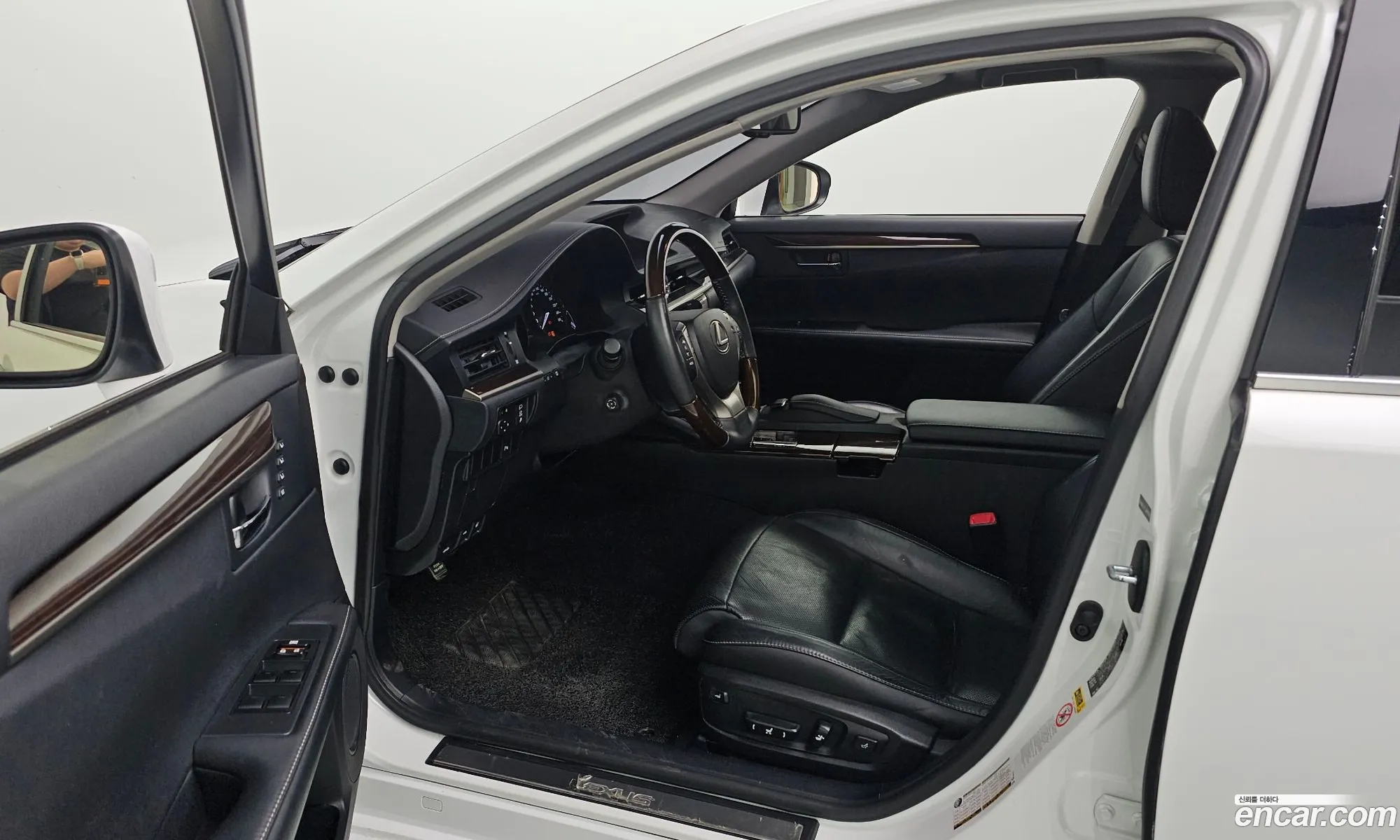 Lexus ES300h 2014 — 7