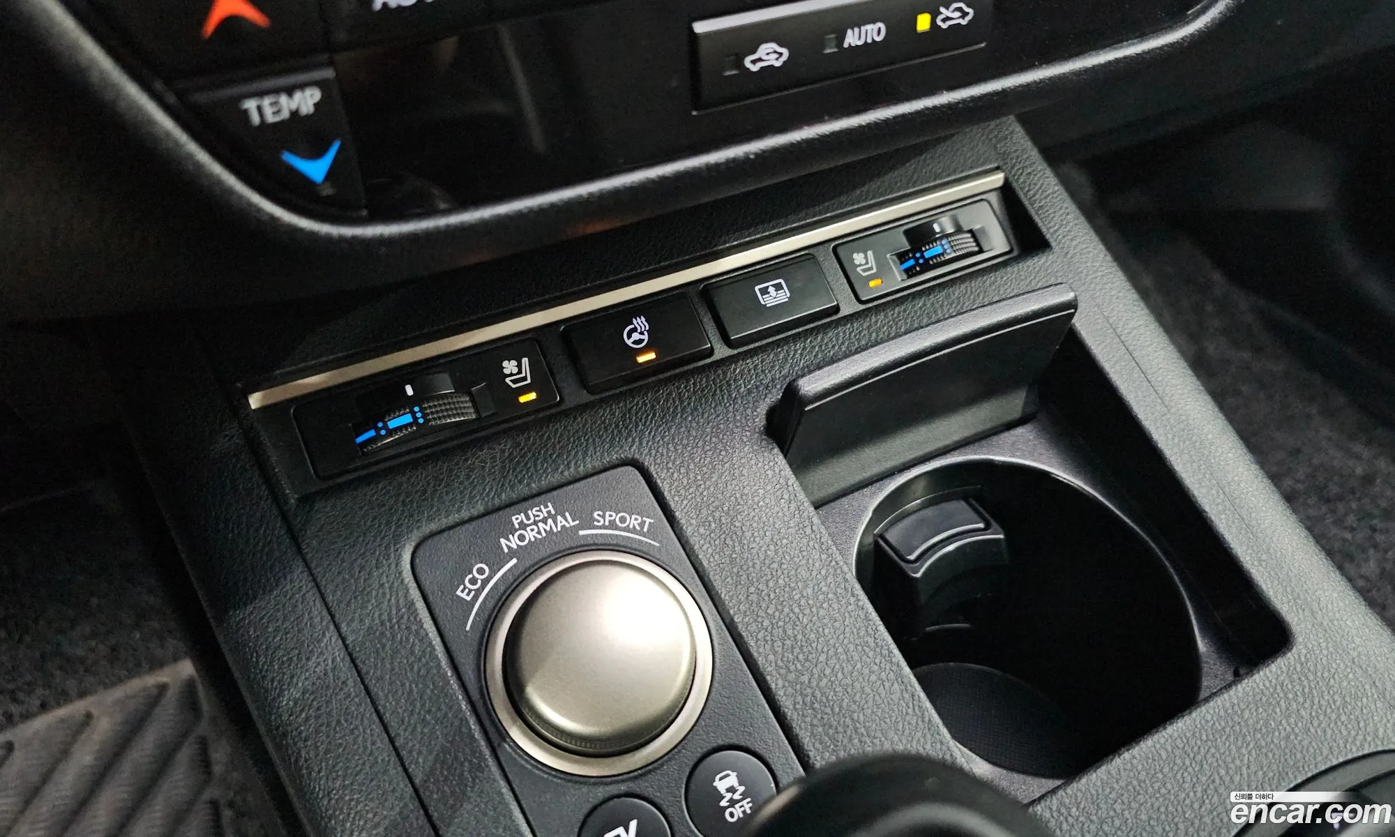 Lexus ES300h 2014 — 4