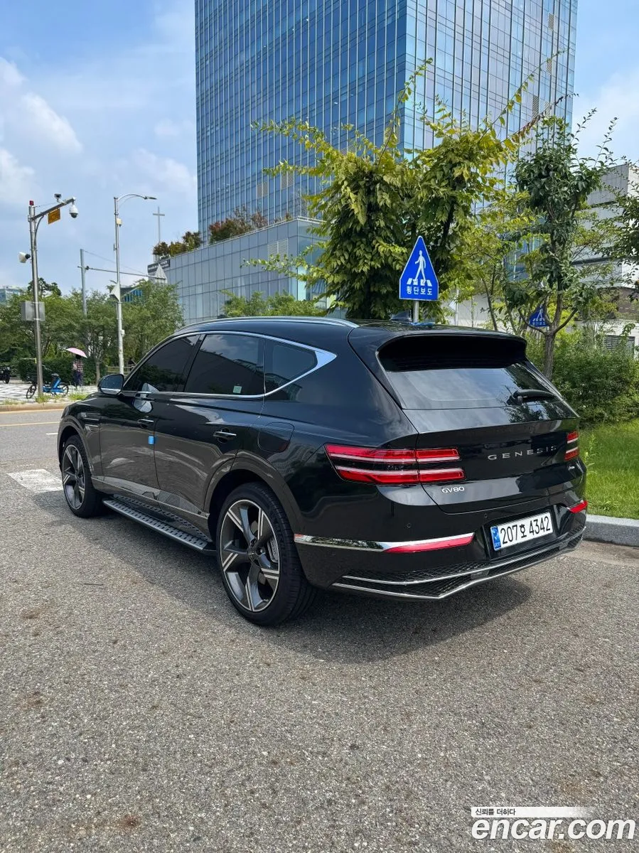 Genesis GV80 2025 — 2