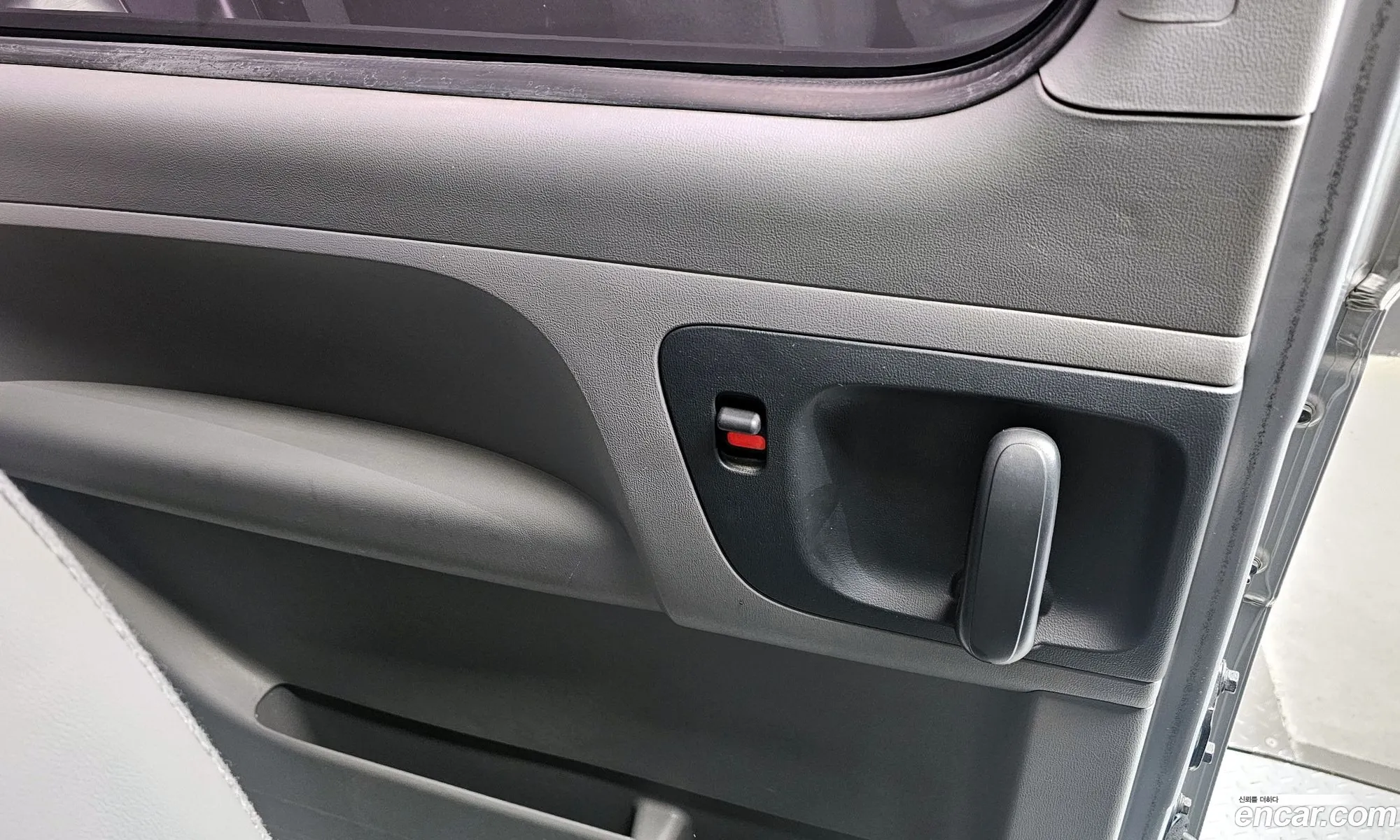 Hyundai Grand Starex 2018 — 20