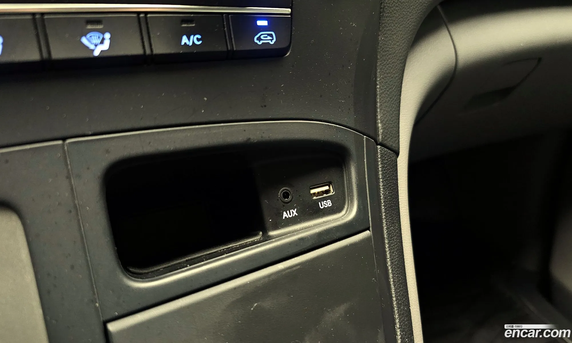 Hyundai Grand Starex 2018 — 12