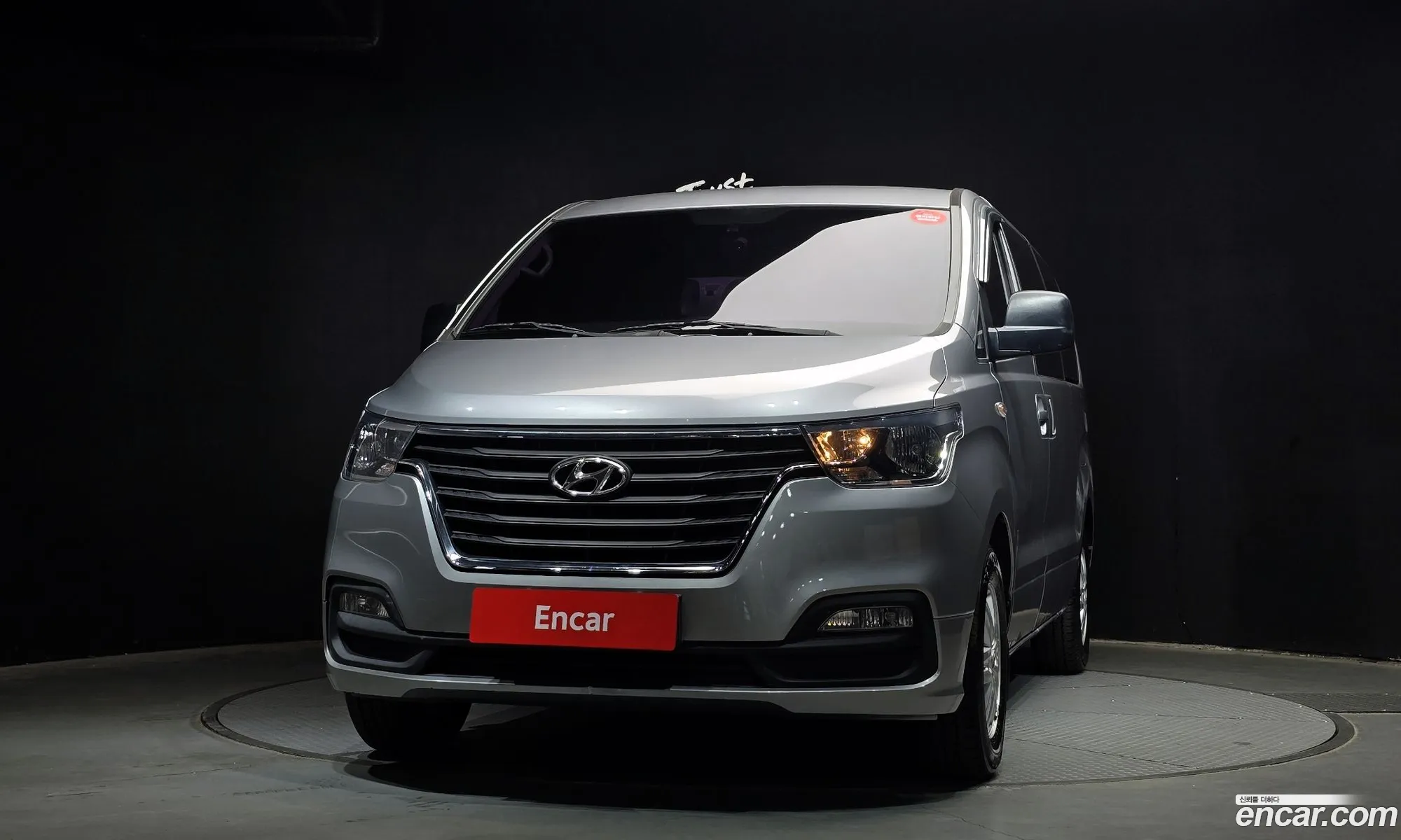 Hyundai Grand Starex 2018 — 4