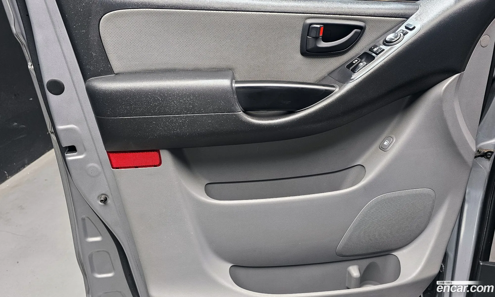 Hyundai Grand Starex 2018 — 23