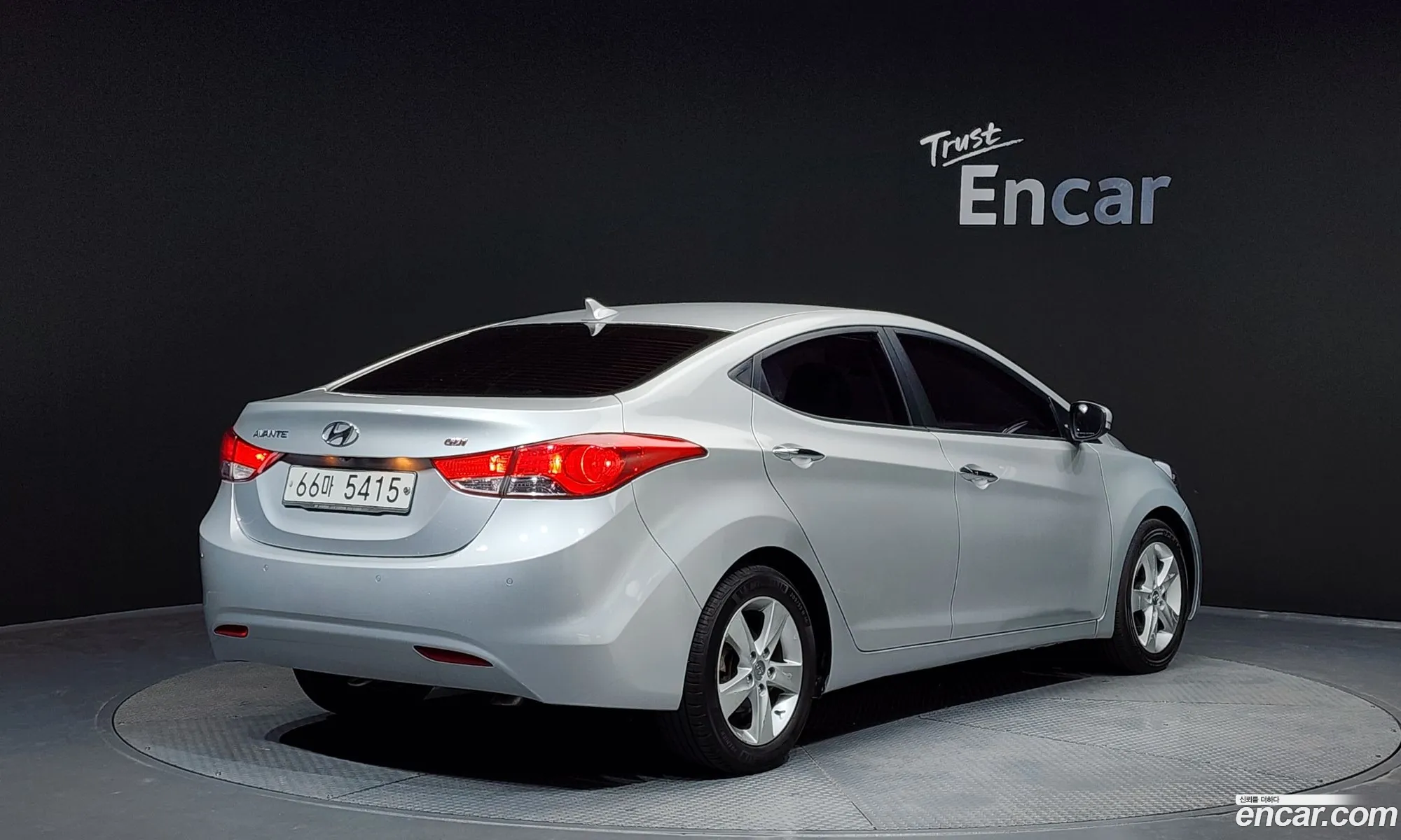 Hyundai Elantra MD 2013 — 13